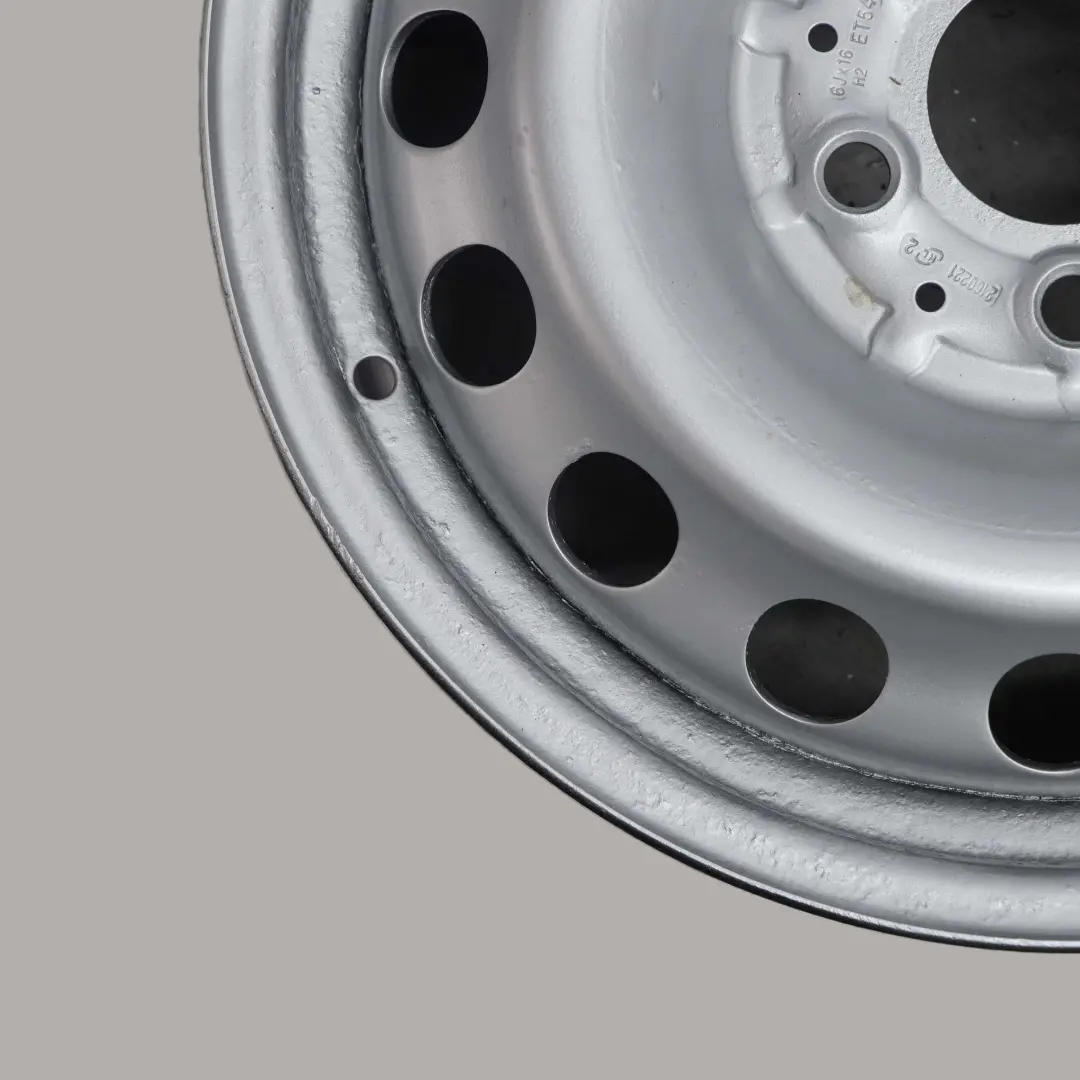 Jantes en acier argenté 16" 6J ET:54 pour Mercedes Viano Vito W639 à propos du numéro de pièce A6394011602 Mercedes Viano Vito W639 Jantes en acier argenté 16" 6J ET:54 - SKU A6394011602-1 - Numéro de pièce A6394011602