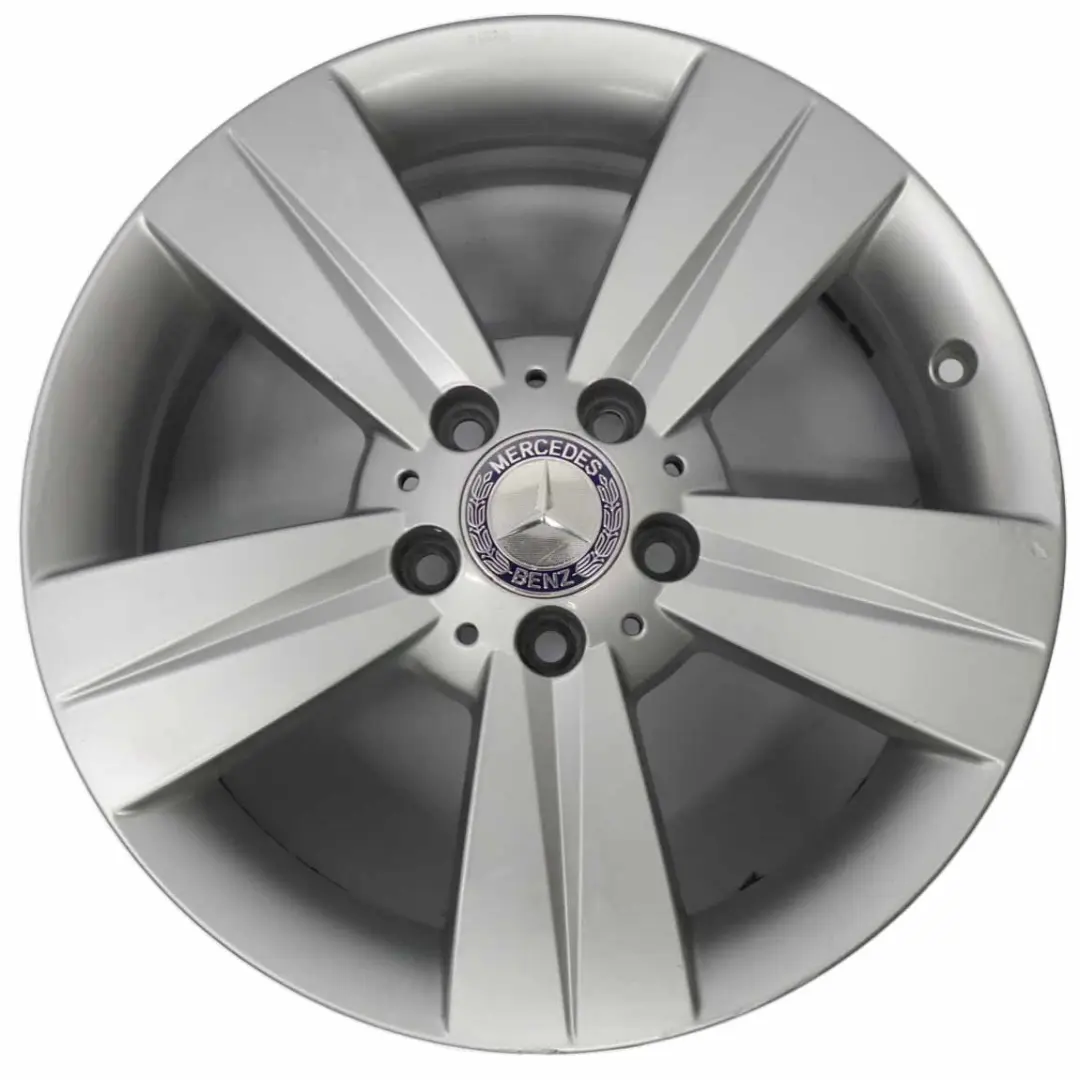 Cerchio Mercedes W639 Silver Alloy 17" 7J ET:56 per con numero di parte A6394012402 Cerchio Mercedes W639 Silver Alloy 17" 7J ET:56 - SKU A6394012402-2 - Numero di parte A6394012402