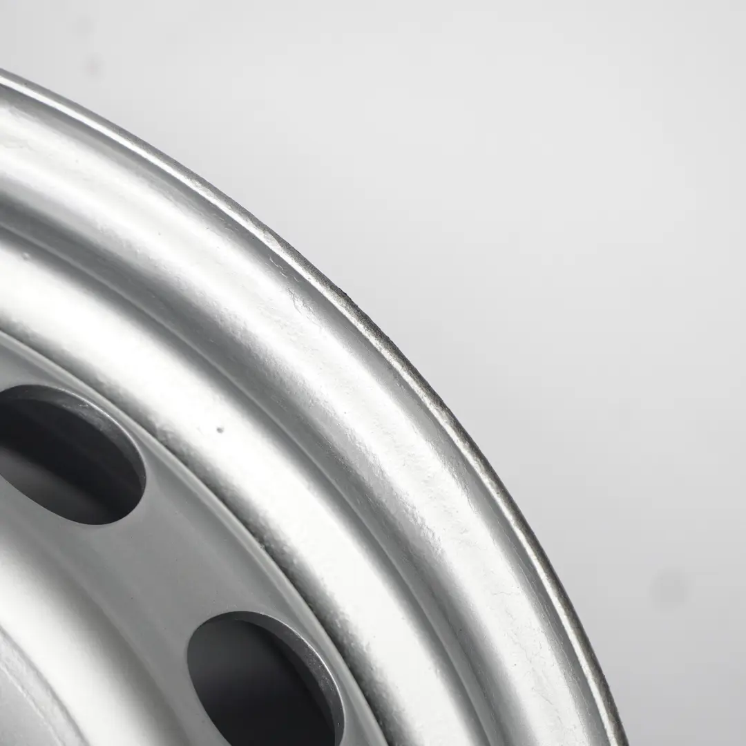 Argento Cerchio in acciaio 16" 6,5J ET:60 per Mercedes Vito Viano W639 con numero di parte A6394012902 Mercedes Vito Viano W639 Argento Cerchio in acciaio 16" 6,5J ET:60 - SKU A6394012902-1 - Numero di parte A6394012902