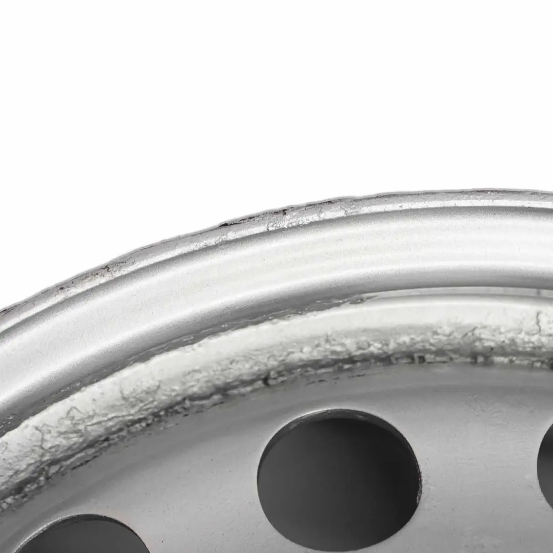 Silberne Stahlfelge 16" 6,5J ET:60 für Mercedes Viano Vito W639 mit Teilenummer A6394013302 Mercedes Viano Vito W639 Silberne Stahlfelge 16" 6,5J ET:60 - SKU A6394013302-1 - Teilenummer A6394013302