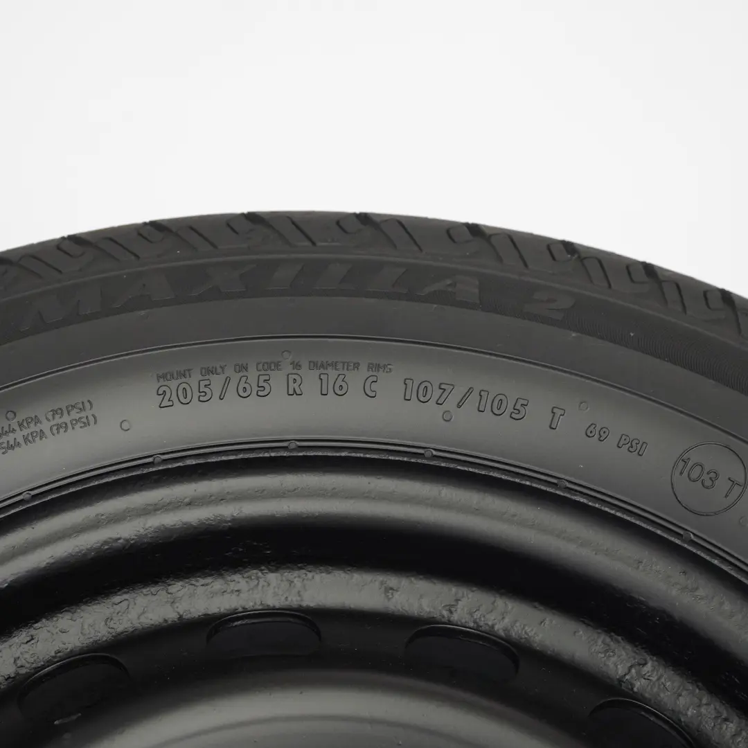 Llanta de acero Mercedes W639 con neumático 16" 6,5J ET:60 205/65 para con número de pieza A6394013302 Llanta de acero Mercedes W639 con neumático 16" 6,5J ET:60 205/65 - SKU A6394013302-2 - Número de pieza A6394013302