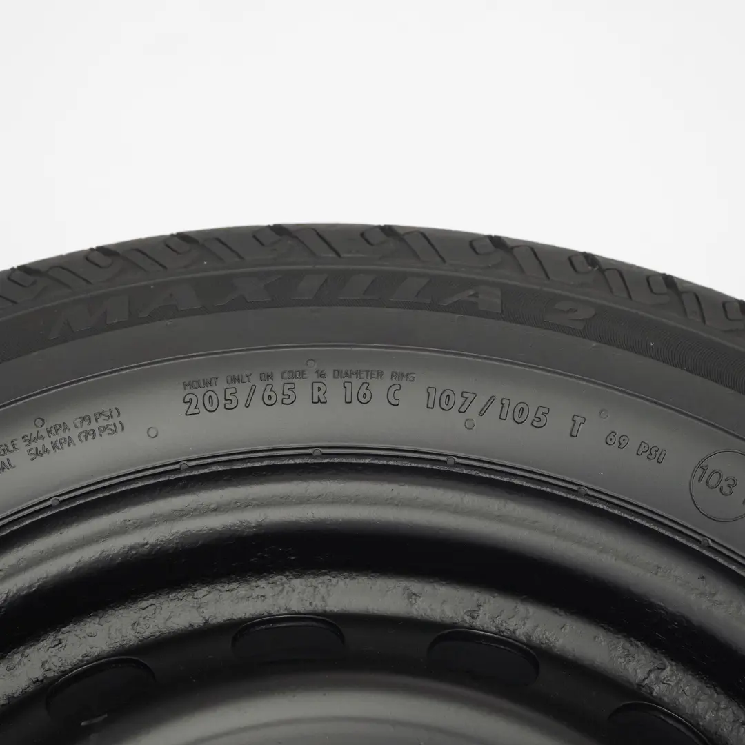 Cerchio in acciaio pneumatico 16" 6,5J ET:60 205/65 per Mercedes W639 con numero di parte A6394013302 Mercedes W639 Cerchio in acciaio pneumatico 16" 6,5J ET:60 205/65 - SKU A6394013302-2 - Numero di parte A6394013302