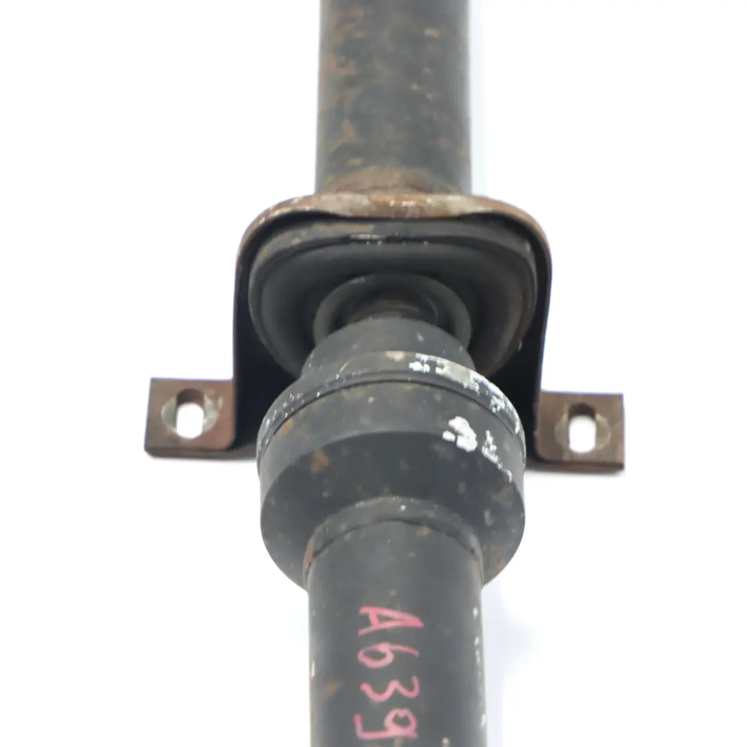 Kardanwelle Antriebswelle Automatikgetriebe für Mercedes Vito W639 mit Teilenummer A6394101816 Mercedes Vito W639 Kardanwelle Antriebswelle Automatikgetriebe - SKU A6394101816 - Teilenummer A6394101816