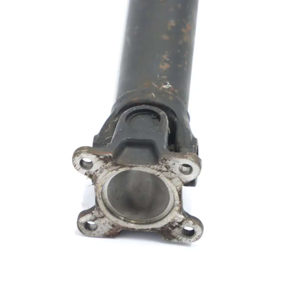 Kardanwelle Antriebswelle Automatikgetriebe für Mercedes Vito W639 mit Teilenummer A6394101816 Mercedes Vito W639 Kardanwelle Antriebswelle Automatikgetriebe - SKU A6394101816 - Teilenummer A6394101816