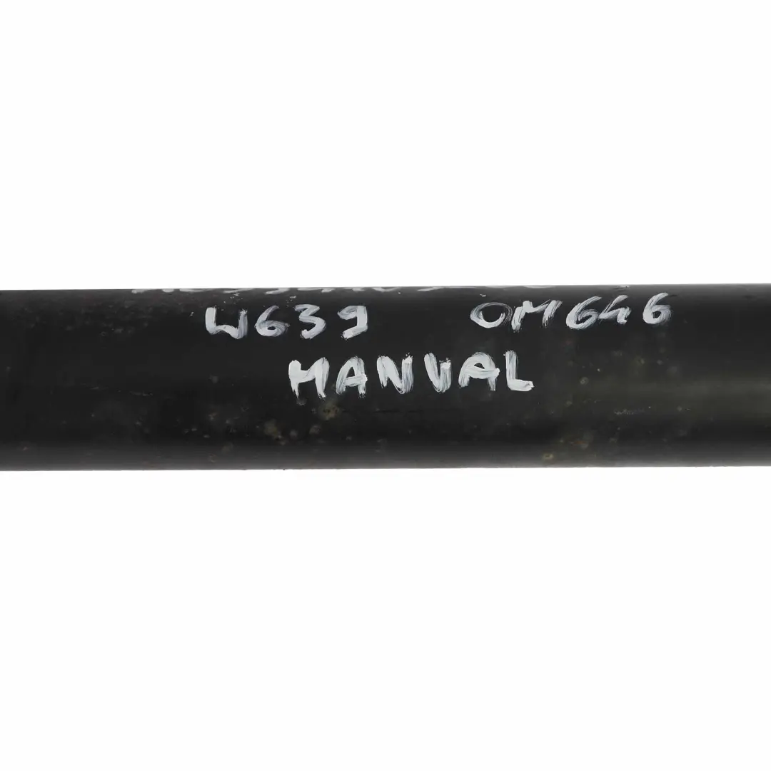Antriebswelle Kardanwelle Schaltgetriebe für Mercedes Vito W639 mit Teilenummer A6394103206 Mercedes Vito W639 Antriebswelle Kardanwelle Schaltgetriebe - SKU A6394103206-1 - Teilenummer A6394103206