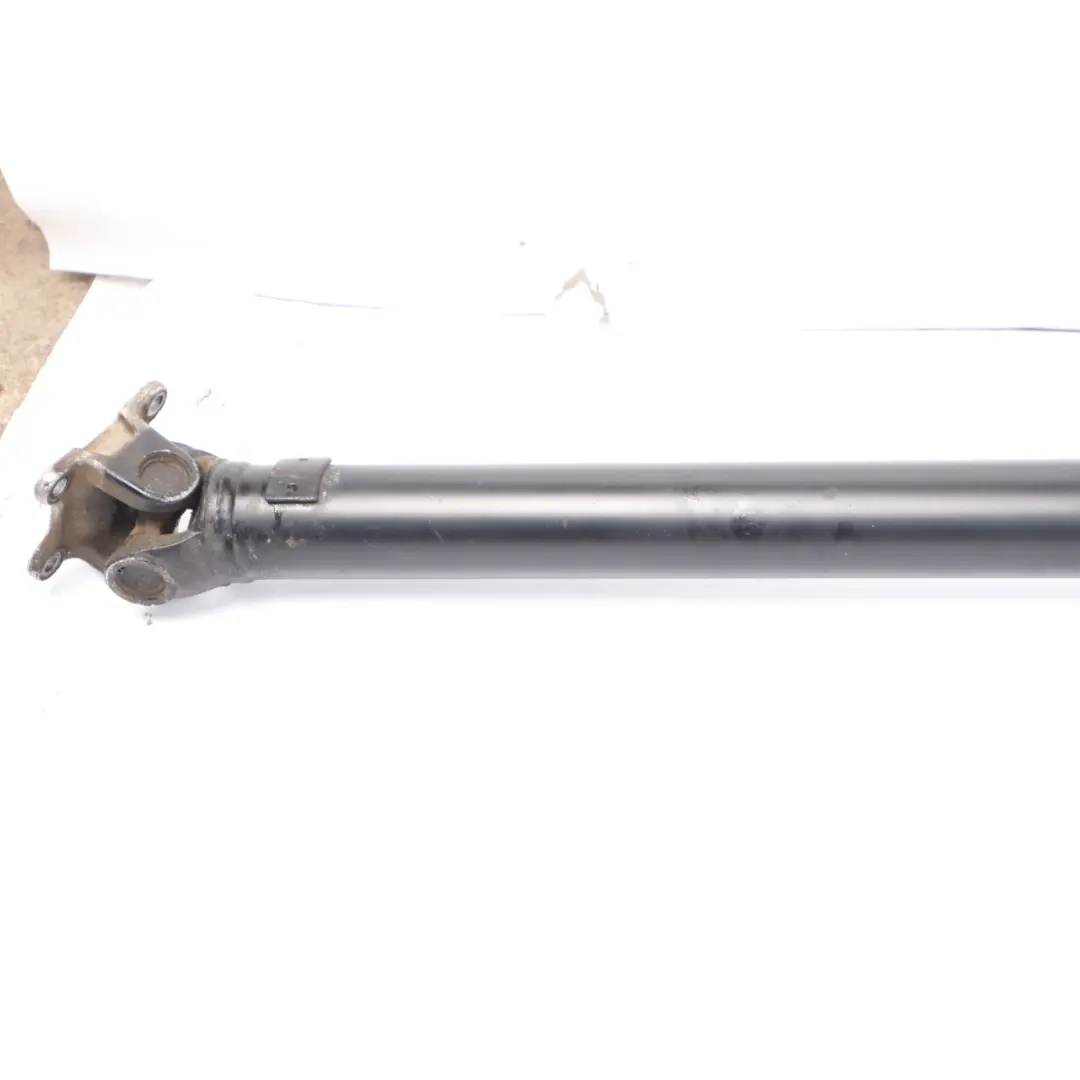 Propshaft Drive Shaft Automatic Transmission to Mercedes Vito W639 with Part number A6394103506 Mercedes Vito W639 Propshaft Drive Shaft Automatic Transmission - SKU A6394103506 - Part number A6394103506