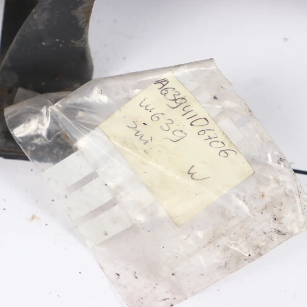 Propshaft Drive Shaft Automatic Transmission OM646 to Mercedes W639 with Part number A6394106706 Mercedes W639 Propshaft Drive Shaft Automatic Transmission OM646 - SKU A6394106706 - Part number A6394106706