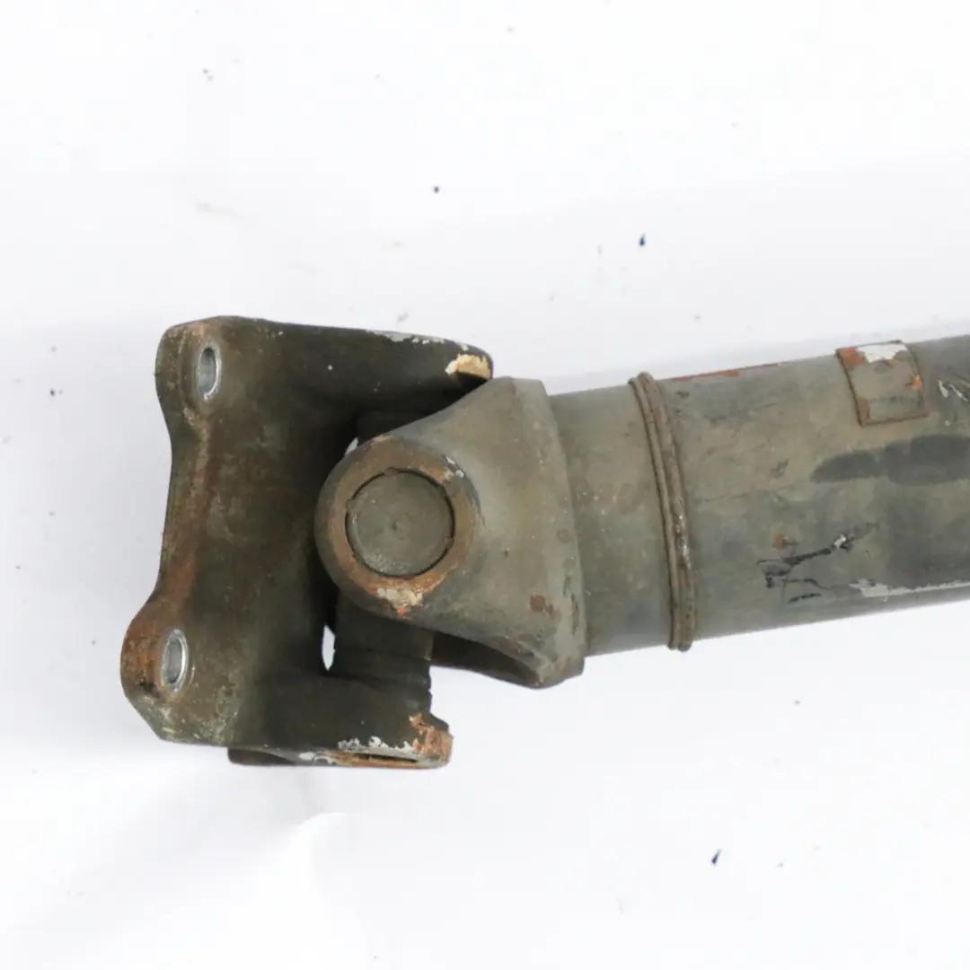 Propshaft Mercedes Vito W639 Automático tres piezas Distancia entre ejes 3200mm para con número de pieza A6394107006 Propshaft Mercedes Vito W639 Automático tres piezas Distancia entre ejes 3200mm - SKU A6394107006 - Número de pieza A6394107006