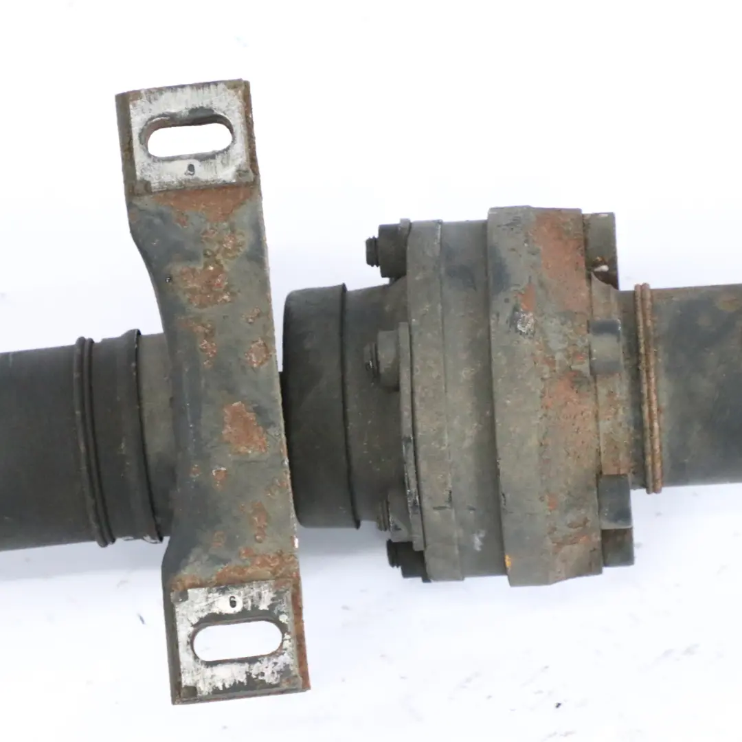 Arbre transmission Mercedes W639 Empattement automatique en trois parties 3200mm pour à propos du numéro de pièce A6394107006 Arbre transmission Mercedes W639 Empattement automatique en trois parties 3200mm - SKU A6394107006 - Numéro de pièce A6394107006