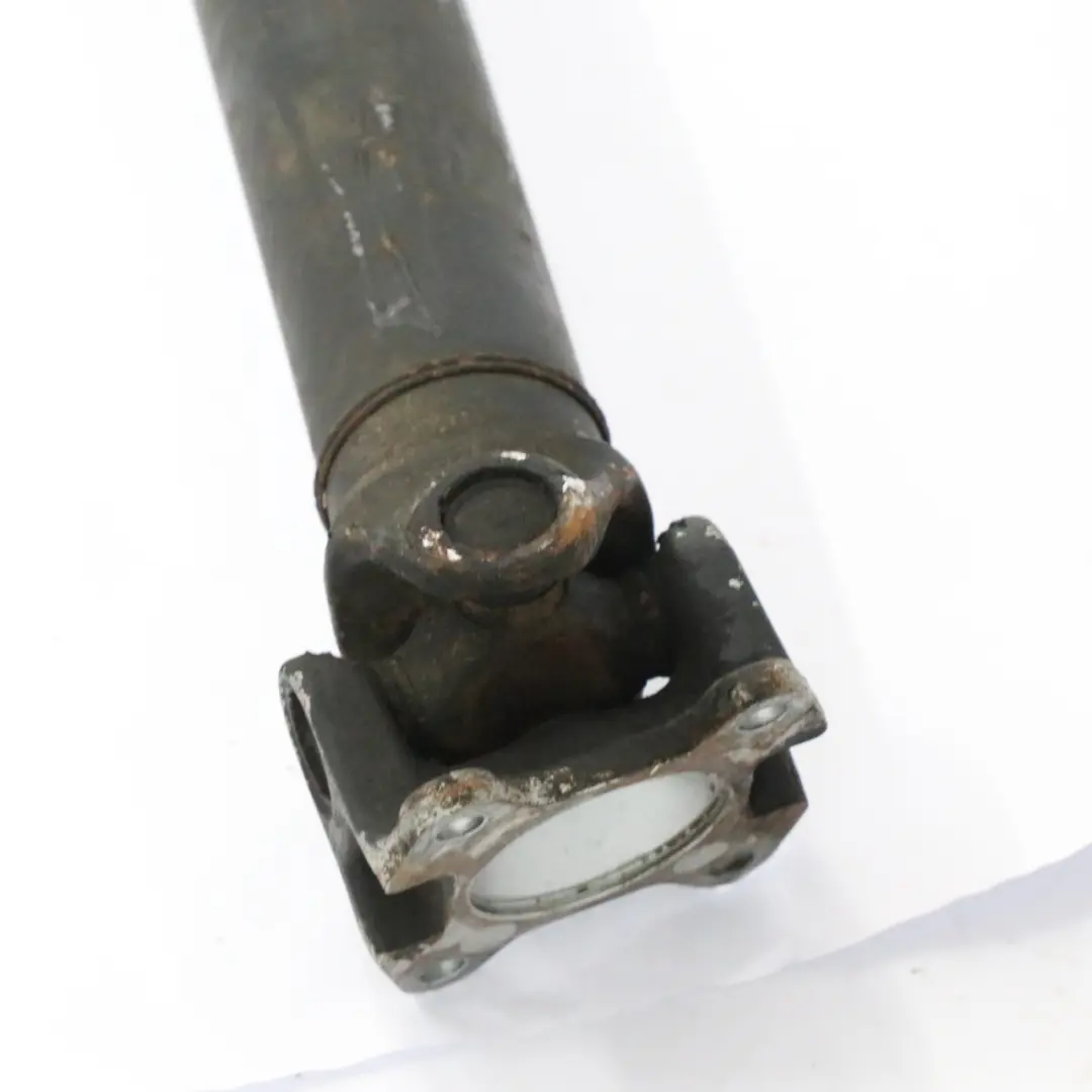 Propshaft Mercedes Vito W639 Automático tres piezas Distancia entre ejes 3200mm para con número de pieza A6394107006 Propshaft Mercedes Vito W639 Automático tres piezas Distancia entre ejes 3200mm - SKU A6394107006 - Número de pieza A6394107006