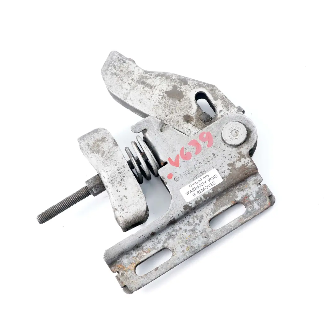 Handbrake Actuator Mercedes W639 Vito Parking Adjuster Mechanism to with Part number A6394200238 Handbrake Actuator Mercedes W639 Vito Parking Adjuster Mechanism - SKU A6394200238 - Part number A6394200238