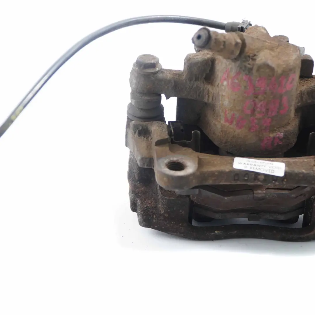 Pinza Freno Trasero Derecho Unidad de Frenado para Mercedes Vito W639 con número de pieza A6394200983 Mercedes Vito W639 Pinza Freno Trasero Derecho Unidad de Frenado - SKU A6394200983 - Número de pieza A6394200983