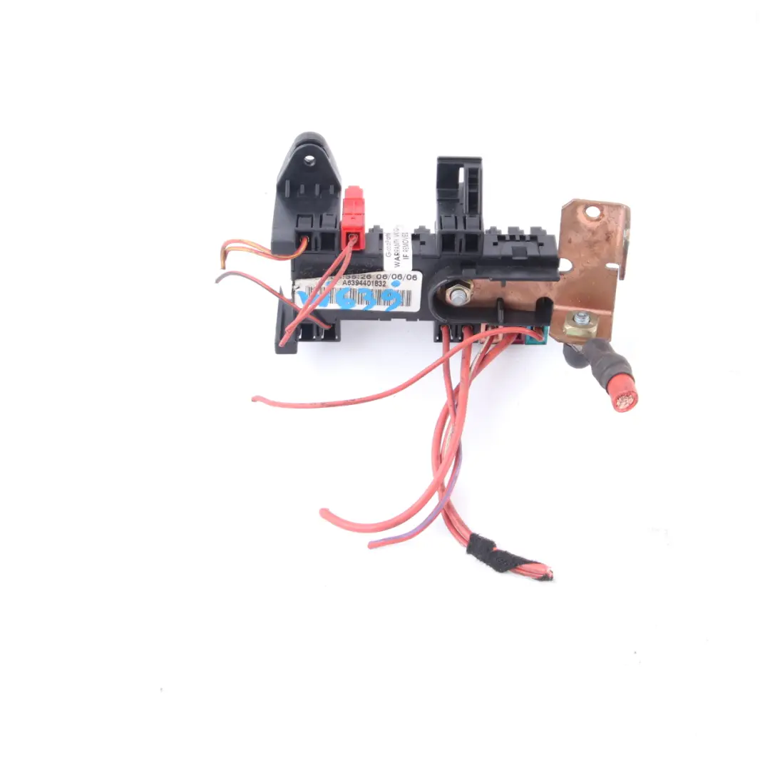 Fuse Box Control Unit Module to Mercedes W639 with Part number A6394401832 Mercedes W639 Fuse Box Control Unit Module - SKU A6394401832 - Part number A6394401832