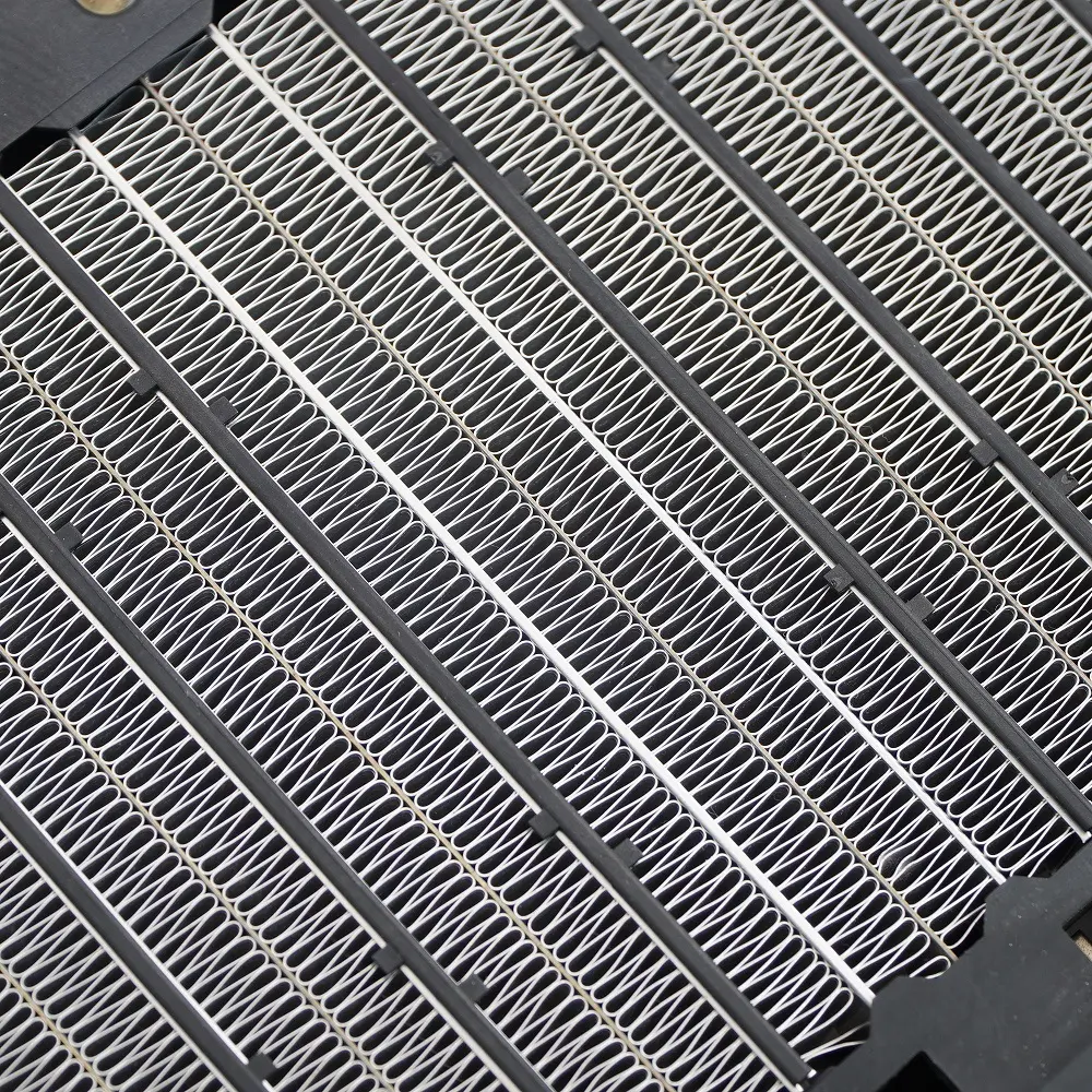 Echangeur Radiateur Matrice pour Mercedes Vito W639 à propos du numéro de pièce A6394460429 Mercedes Vito W639 Echangeur Radiateur Matrice - SKU A6394460429 - Numéro de pièce A6394460429