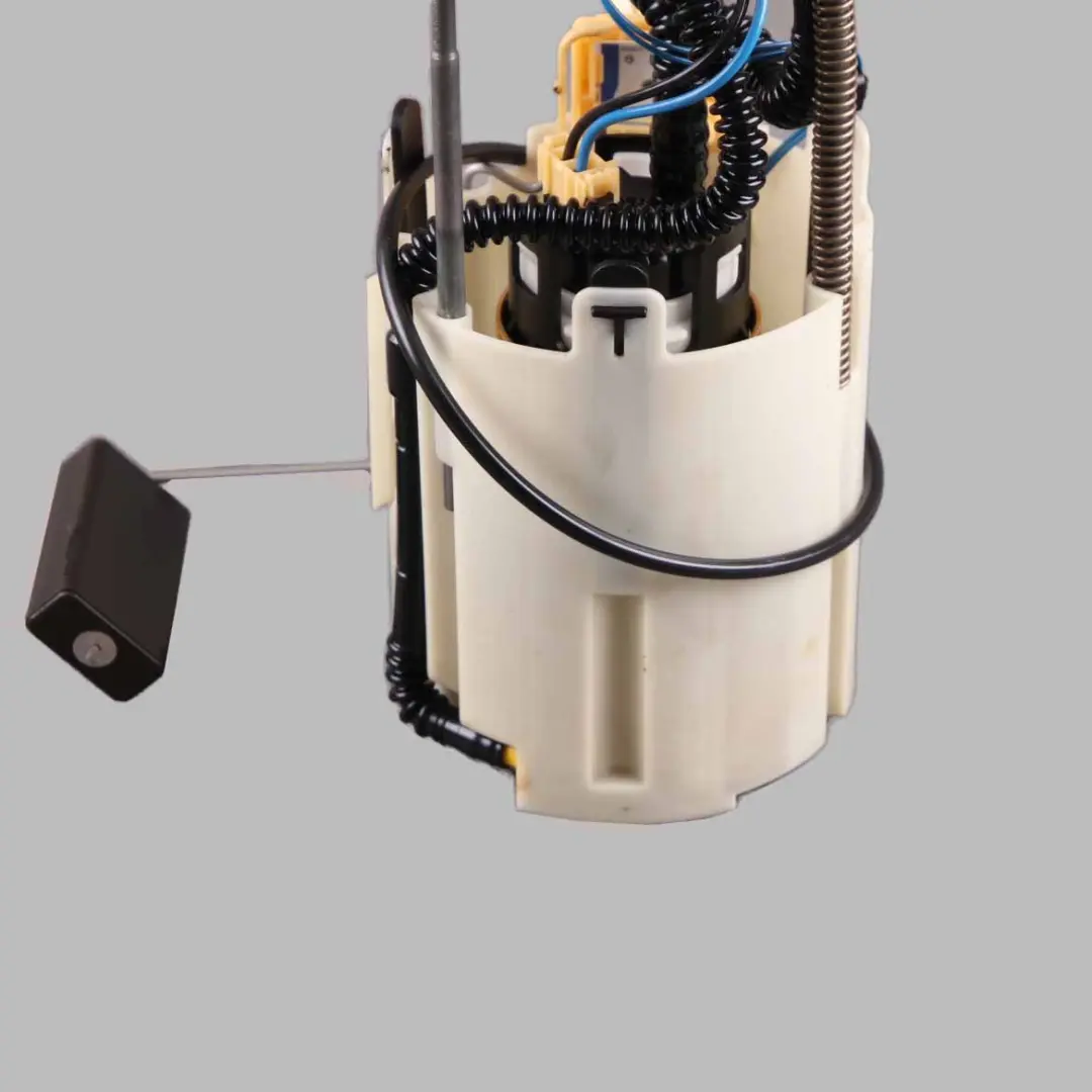 OM651 Diesel Fuel Pump Tank Fuel Sender Unit to Mercedes Vito W639 with Part number A6394702094 Mercedes Vito W639 OM651 Diesel Fuel Pump Tank Fuel Sender Unit - SKU A6394702094 - Part number A6394702094