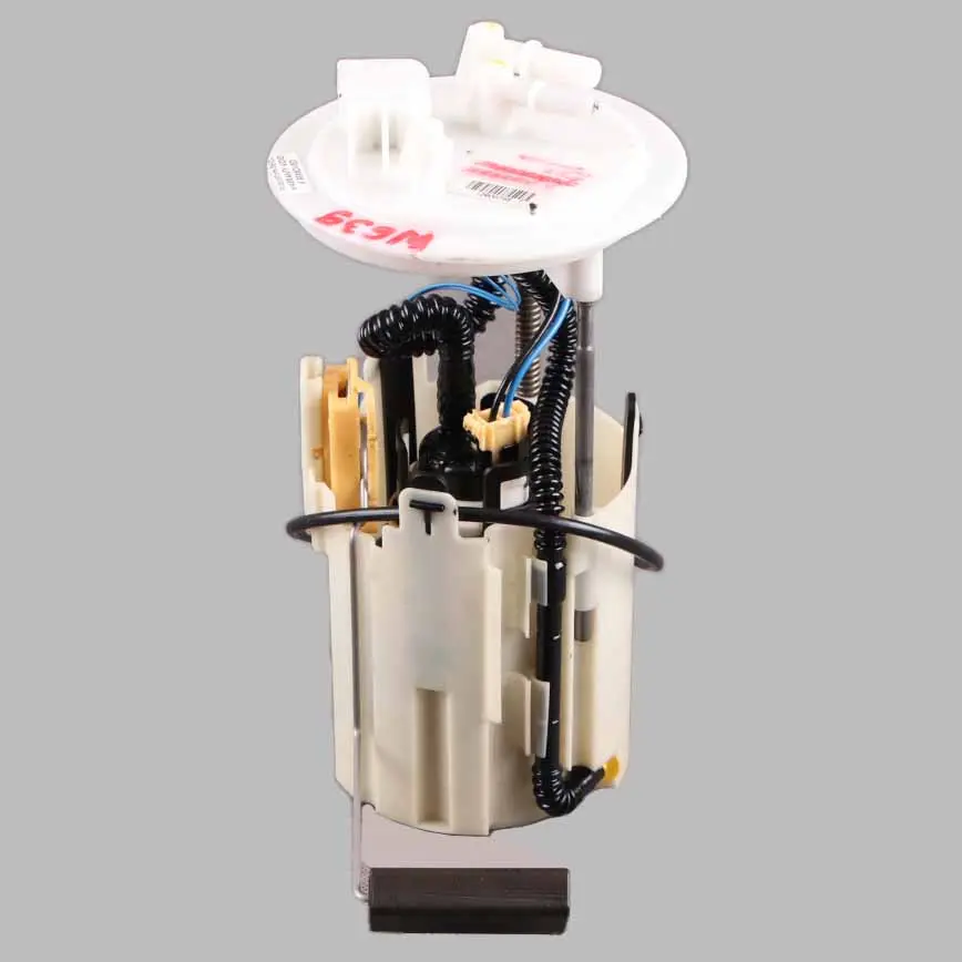 OM651 Diesel Kraftstoffpumpe Tank Kraftstoffgeber für Mercedes Vito W639 mit Teilenummer A6394702094 Mercedes Vito W639 OM651 Diesel Kraftstoffpumpe Tank Kraftstoffgeber - SKU A6394702094 - Teilenummer A6394702094