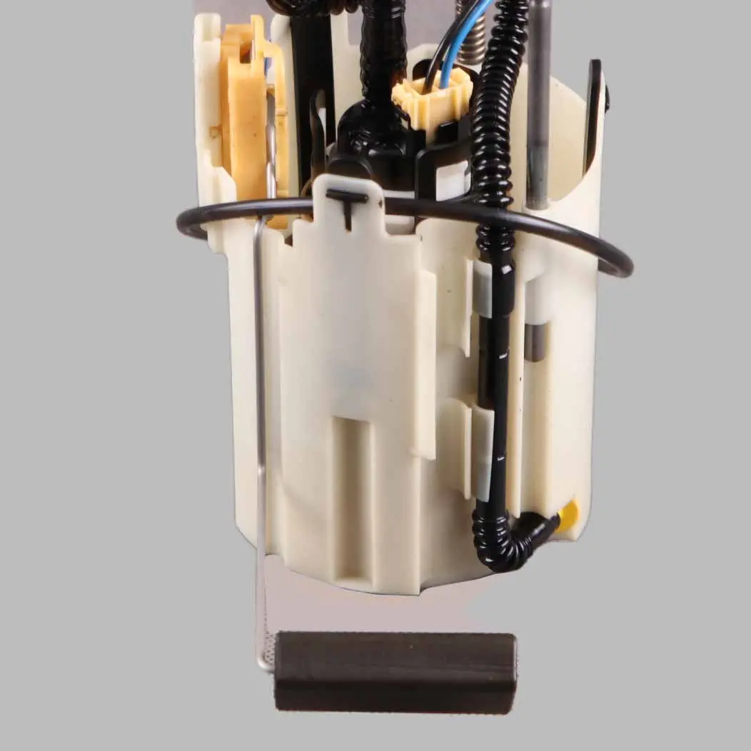 OM651 Diesel Kraftstoffpumpe Tank Kraftstoffgeber für Mercedes Vito W639 mit Teilenummer A6394702094 Mercedes Vito W639 OM651 Diesel Kraftstoffpumpe Tank Kraftstoffgeber - SKU A6394702094 - Teilenummer A6394702094