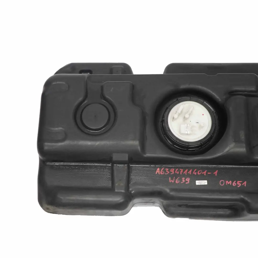 Serbatoio Completo 75L per Mercedes W639 Diesel con numero di parte A6394711401 Mercedes W639 Diesel Serbatoio Completo 75L - SKU A6394711401-1 - Numero di parte A6394711401