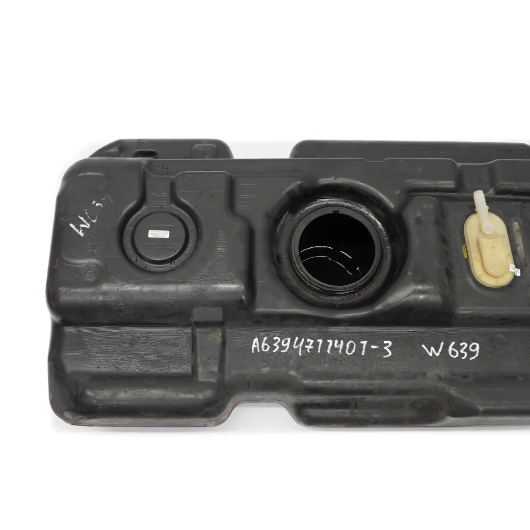 Serbatoio carburante Diesel Unità serbatoio nuda 75L per Mercedes W639 con numero di parte A6394711401 Mercedes W639 Serbatoio carburante Diesel Unità serbatoio nuda 75L - SKU A6394711401-3 - Numero di parte A6394711401