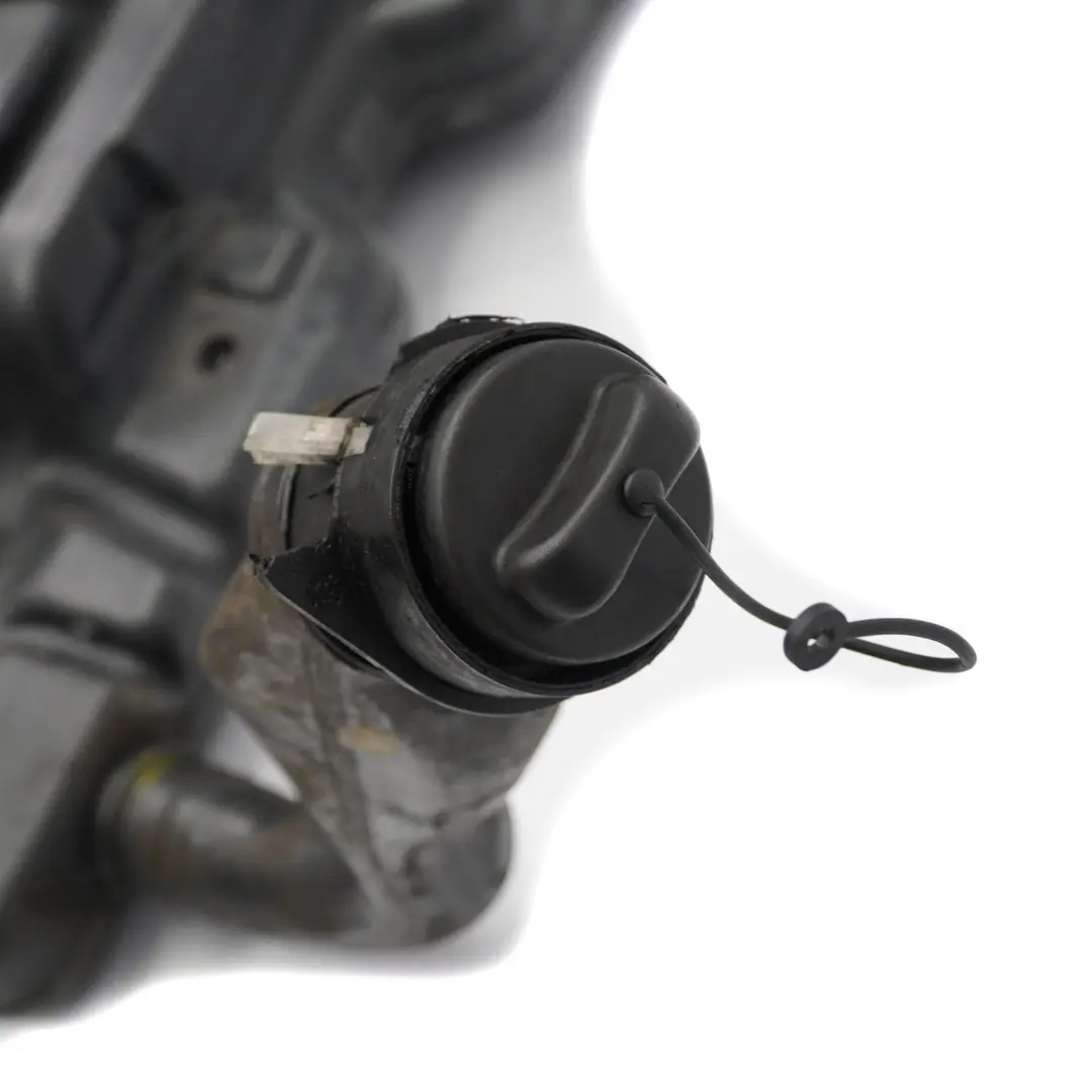 Mercedes W639 Réservoir de carburant diesel 75L - SKU A6394711401-3 - Numéro de pièce A6394711401