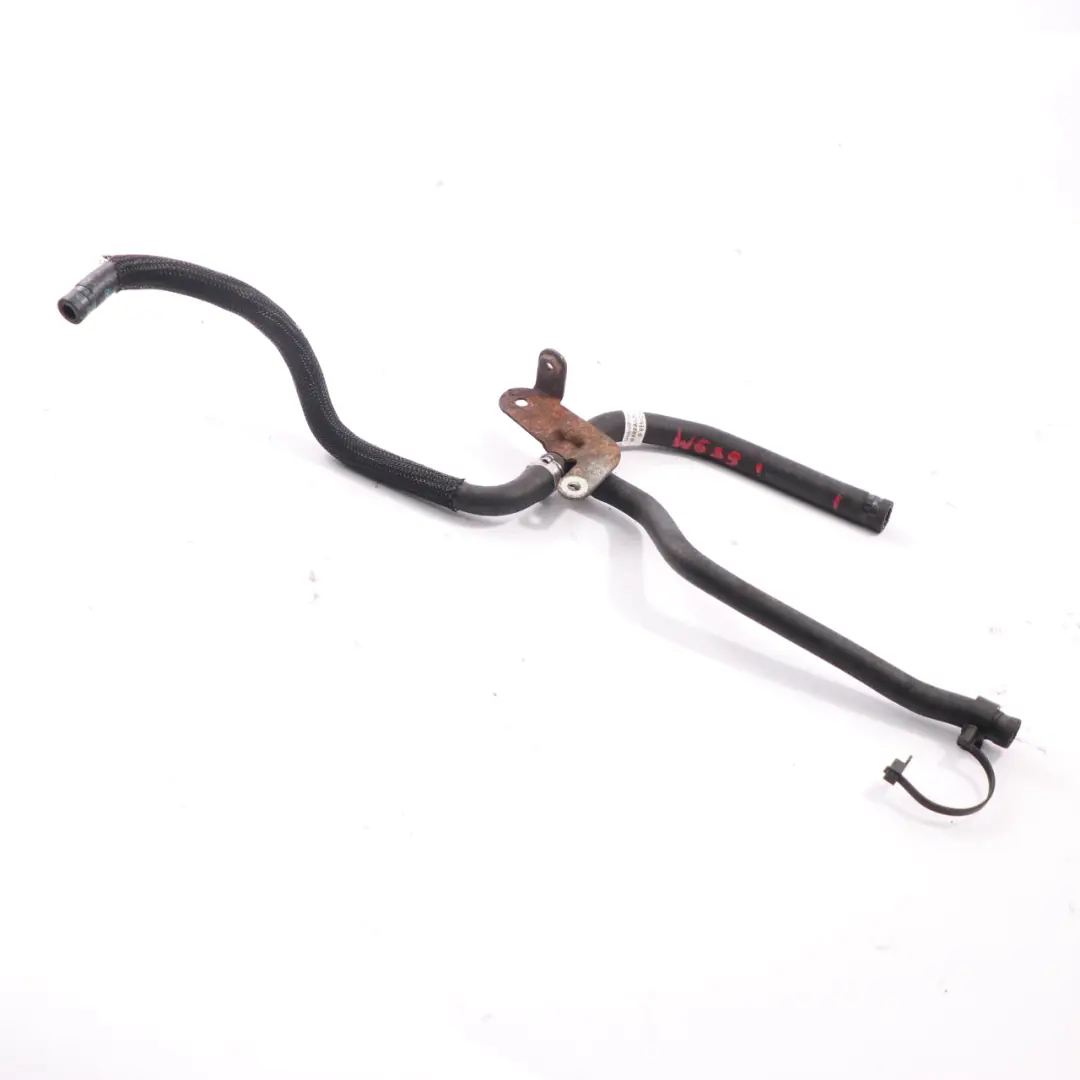 Tubo combustible Mercedes W639 W906 OM646 Tubo retorno Manguera para con número de pieza A6394761426 Tubo combustible Mercedes W639 W906 OM646 Tubo retorno Manguera - SKU A6394761426 - Número de pieza A6394761426