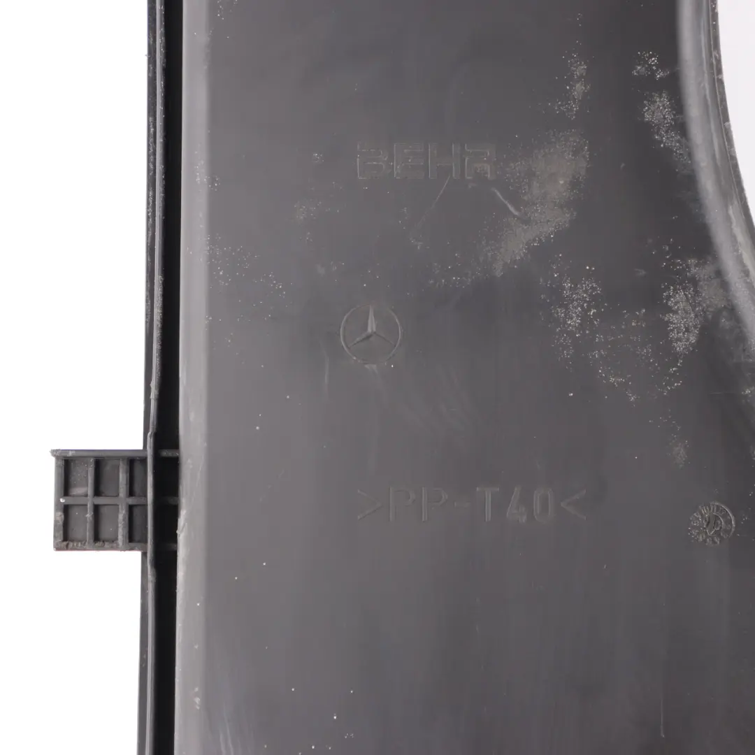 OM646 Cooling Radiator Fan Shroud Cover Frame to Mercedes Vito W639 with Part number A6395000800 Mercedes Vito W639 OM646 Cooling Radiator Fan Shroud Cover Frame - SKU A6395000800 - Part number A6395000800