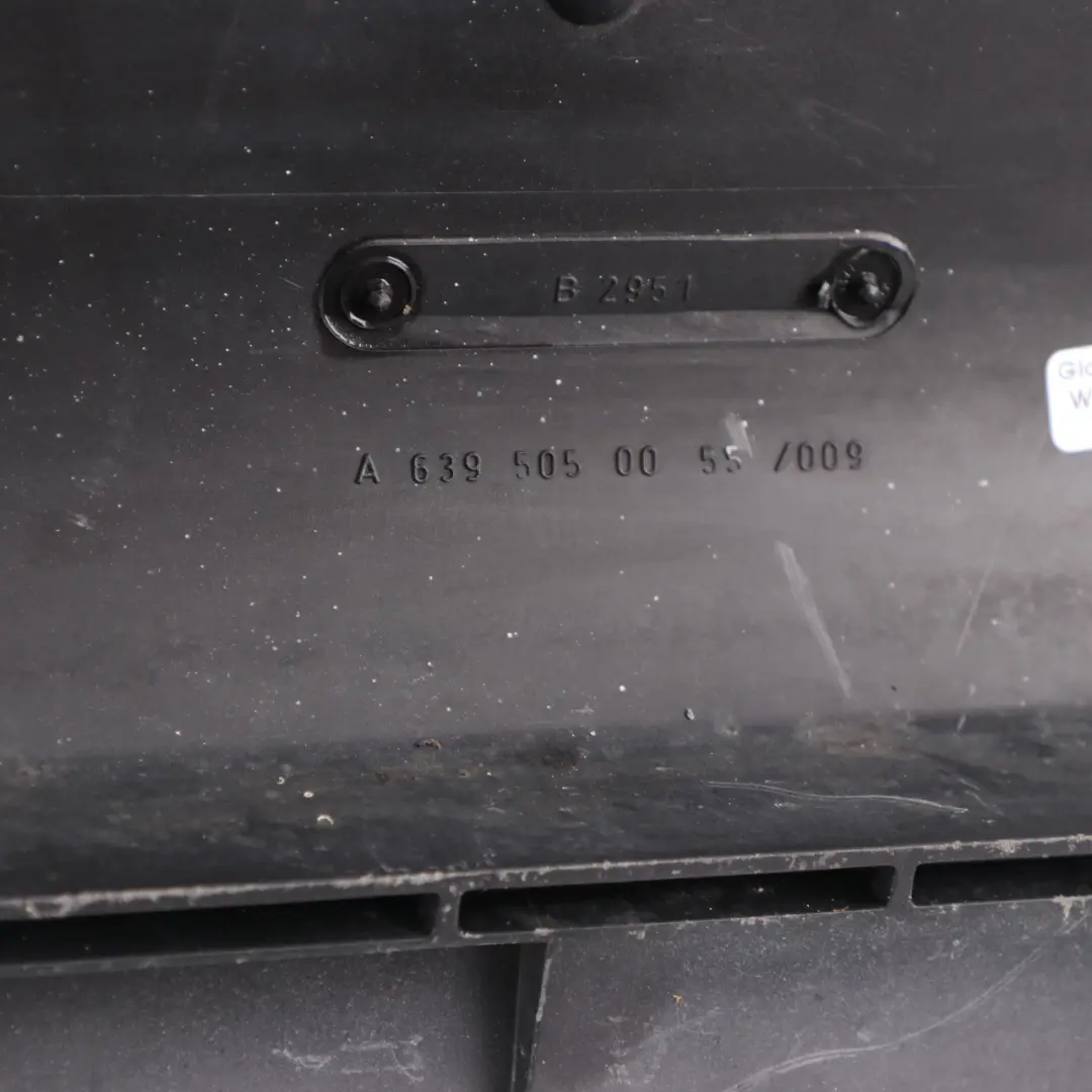 OM646 Cooling Radiator Fan Shroud Cover Frame to Mercedes Vito W639 with Part number A6395000800 Mercedes Vito W639 OM646 Cooling Radiator Fan Shroud Cover Frame - SKU A6395000800 - Part number A6395000800