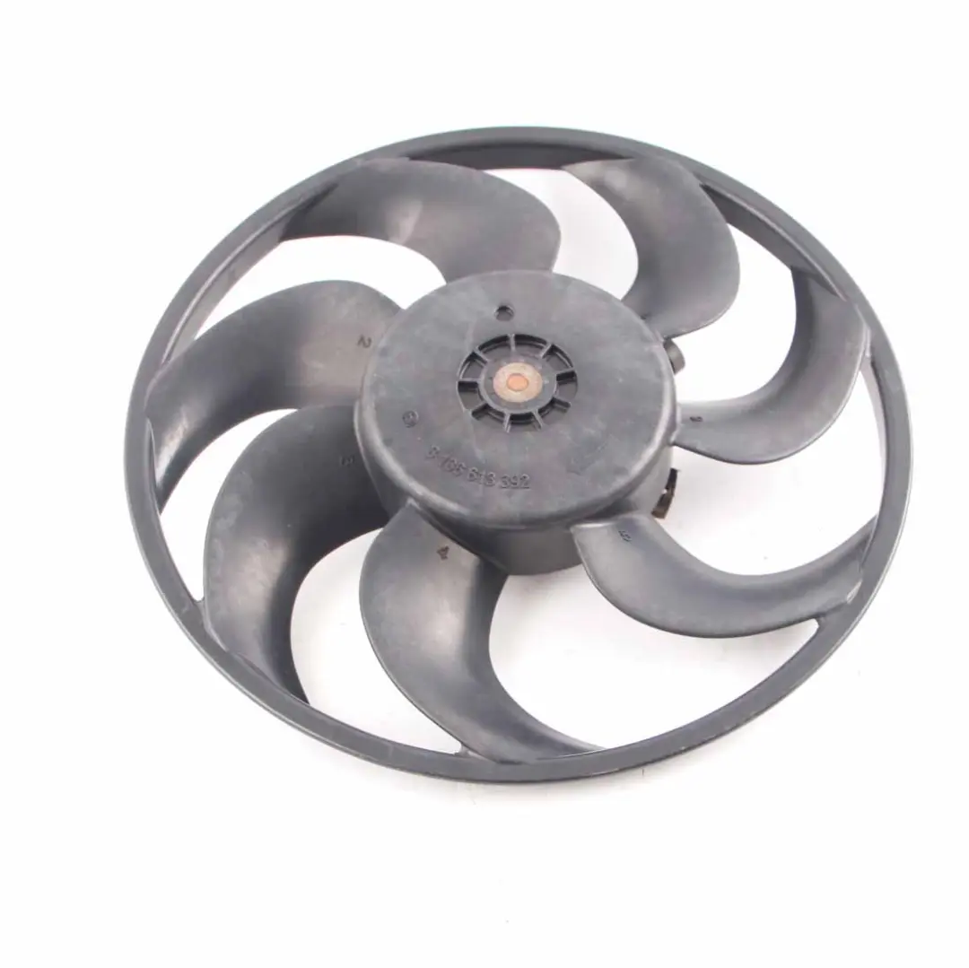 Ventilateur Refroidissement moteur Radiateur Mercedes W639 - SKU A6395001093 - Numéro de pièce A6395001093