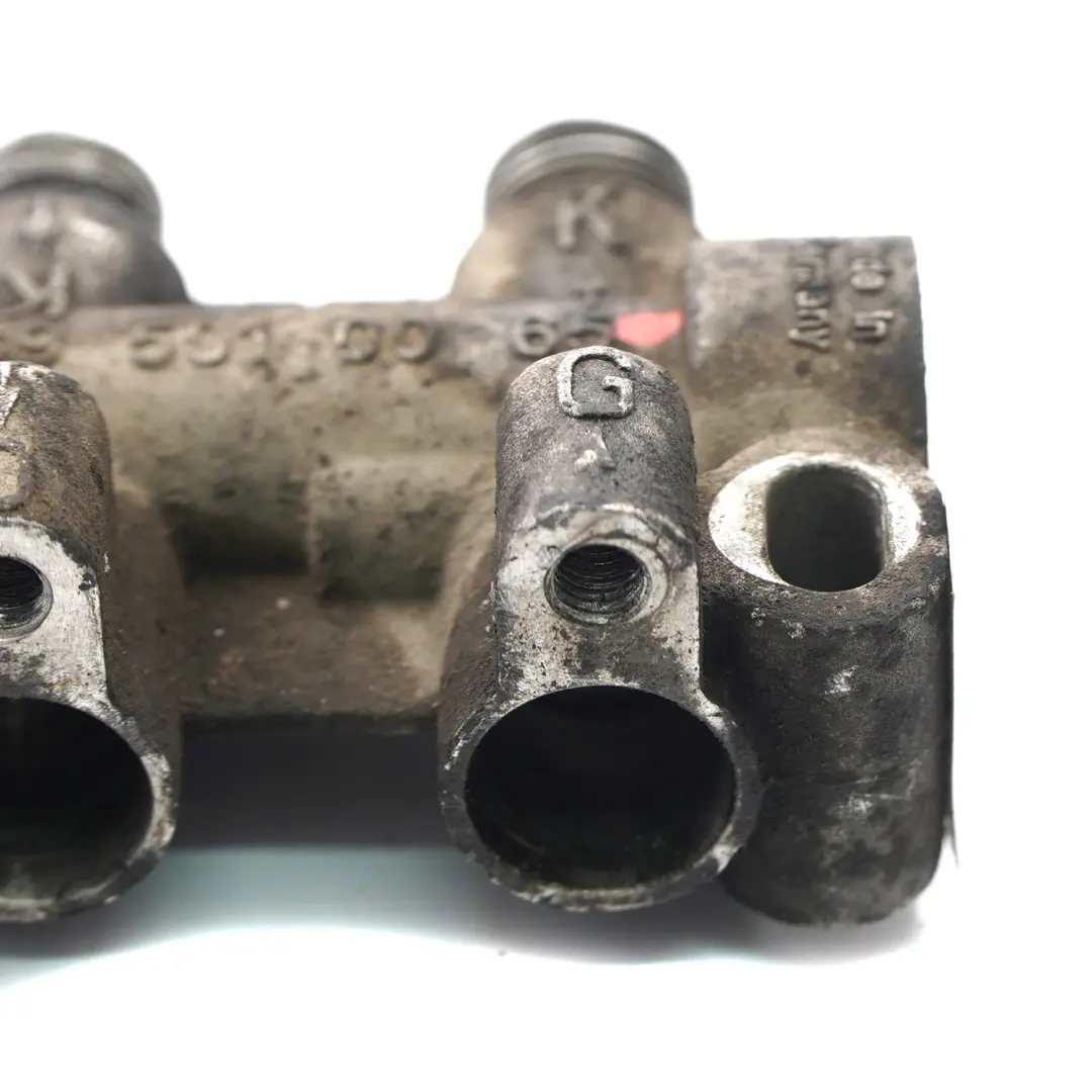 Öltemperatur Ventil Mercedes Vito W639 Transsmision Ölkühlung für mit Teilenummer A6395010065 Öltemperatur Ventil Mercedes Vito W639 Transsmision Ölkühlung - SKU A6395010065 - Teilenummer A6395010065