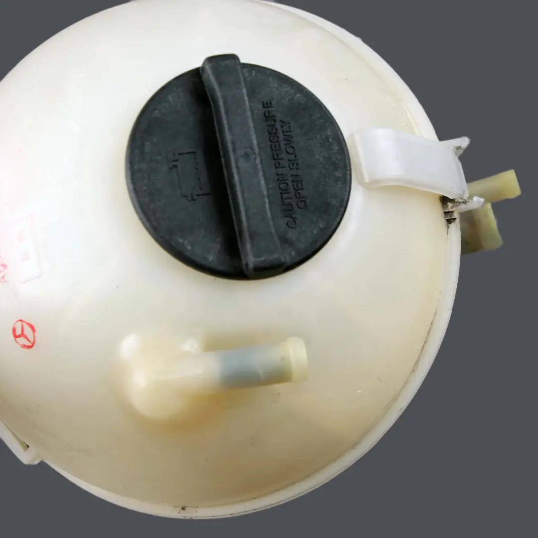 Ausgleichsbehälter Mercedes W639 Kühlmittelbehälter Flasche für mit Teilenummer A6395010503 Ausgleichsbehälter Mercedes W639 Kühlmittelbehälter Flasche - SKU A6395010503 - Teilenummer A6395010503