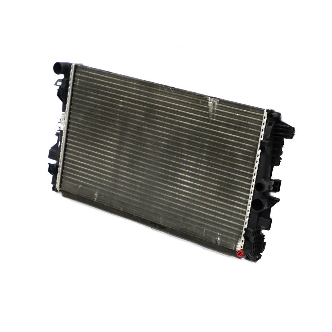 Mercedes W639 OM651 Motor Diesel Radiador Refrigerante Enfriador - SKU A6395011101 - Número de pieza A6395011101