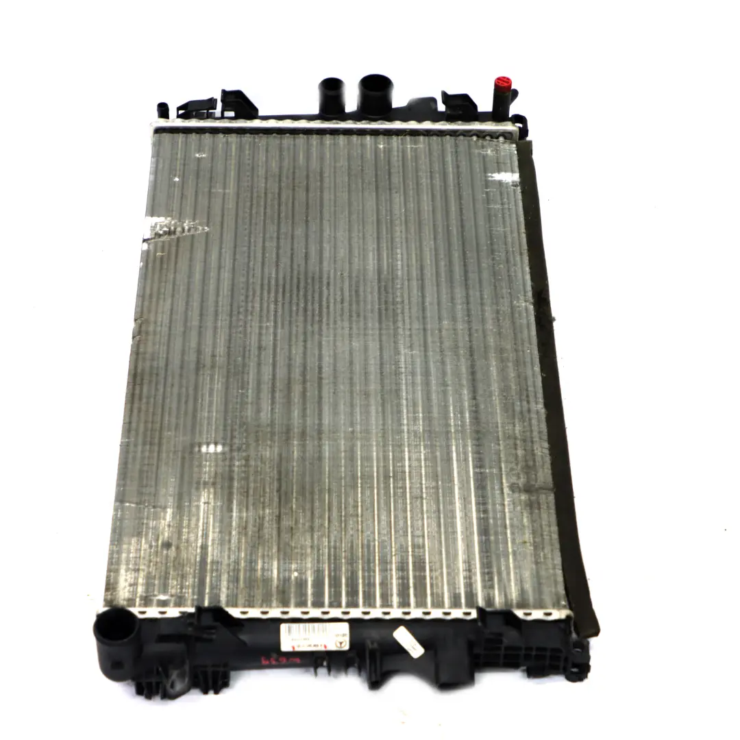 OM651 Moteur Radiateur Refroidisseur liquide refroidissement pour Mercedes Vito W639 à propos du numéro de pièce A6395011101 Mercedes Vito W639 OM651 Moteur Radiateur Refroidisseur liquide refroidissement - SKU A6395011101 - Numéro de pièce A6395011101