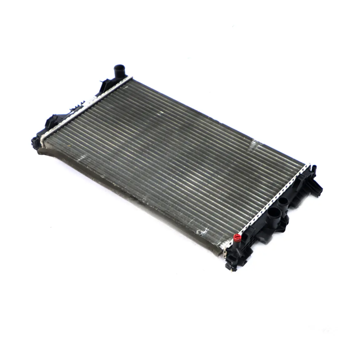 Mercedes W639 OM651 Motor Diesel Radiador Refrigerante Enfriador - SKU A6395011101 - Número de pieza A6395011101