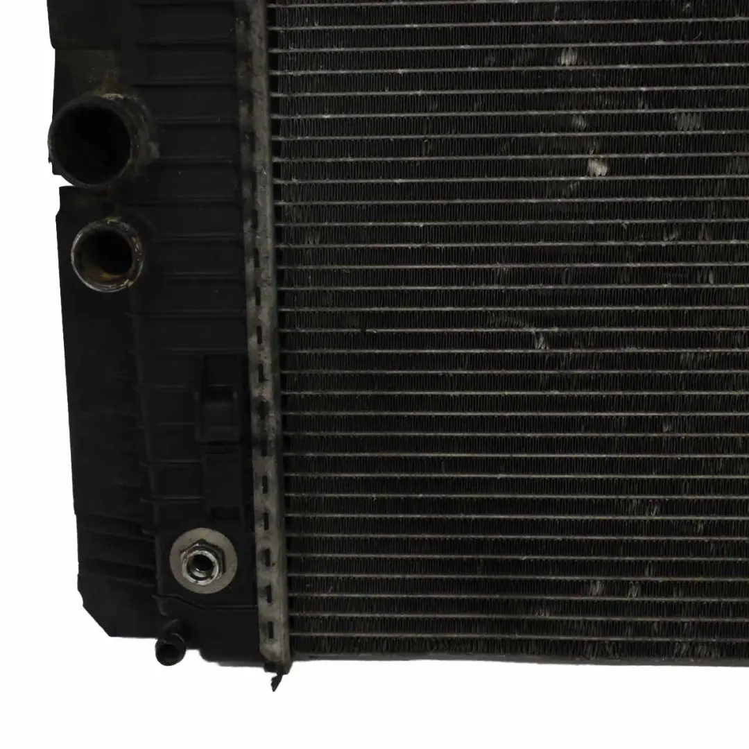Mercedes Vito Viano W639 Raffreddamento ad acqua Radiatore - SKU A6395011201 - Numero di parte A6395011201