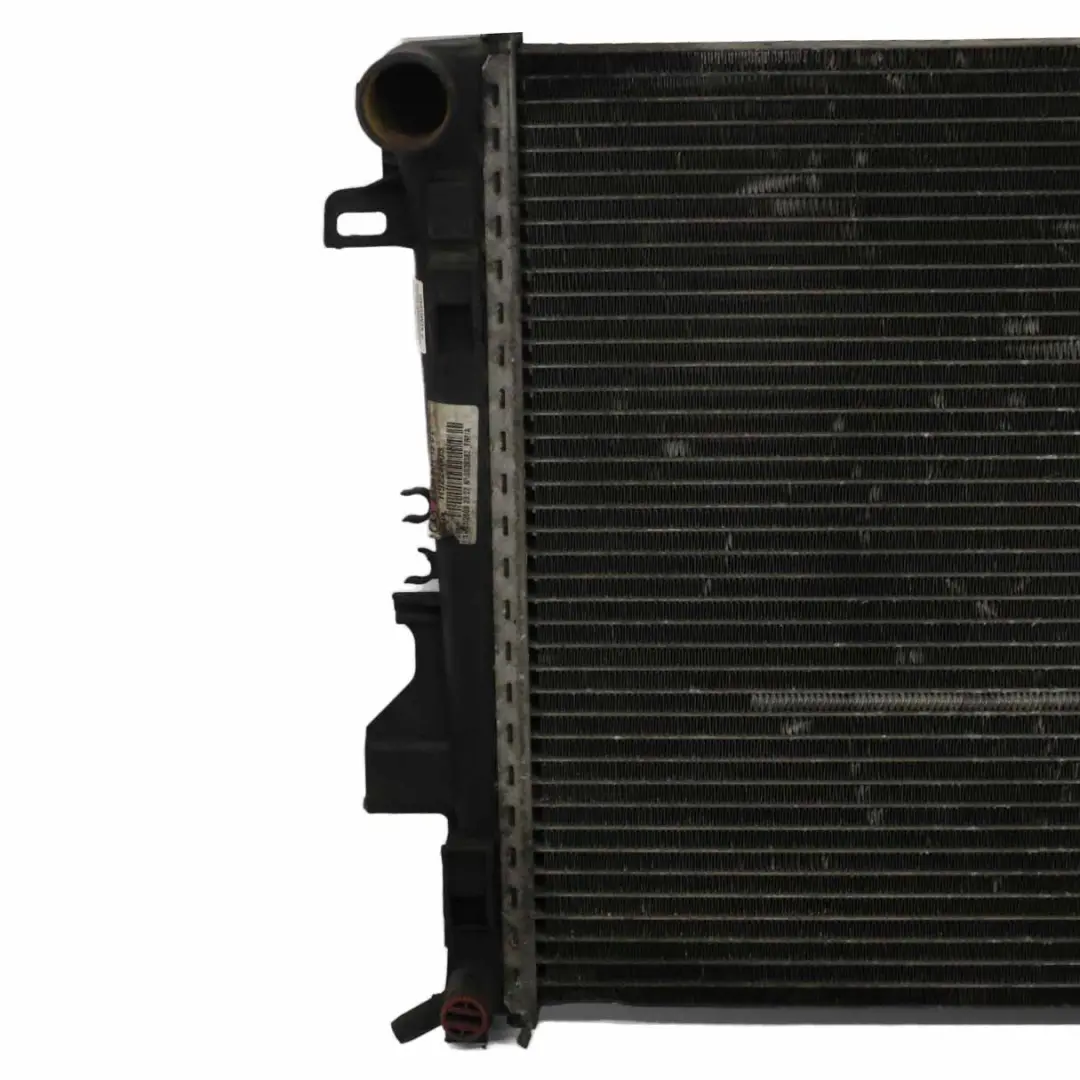 Radiateur de refroidissement d'eau Mercedes Vito Viano W639 - SKU A6395011201 - Numéro de pièce A6395011201
