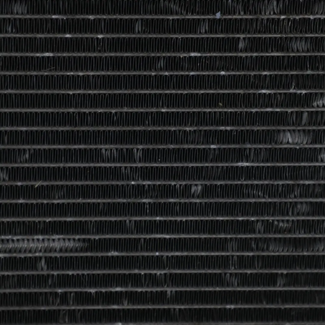 Chłodnica do Mercedes Vito Viano W639 o numerze A6395011201 Mercedes Vito Viano W639 Chłodnica - SKU A6395011201 - Numer Części A6395011201