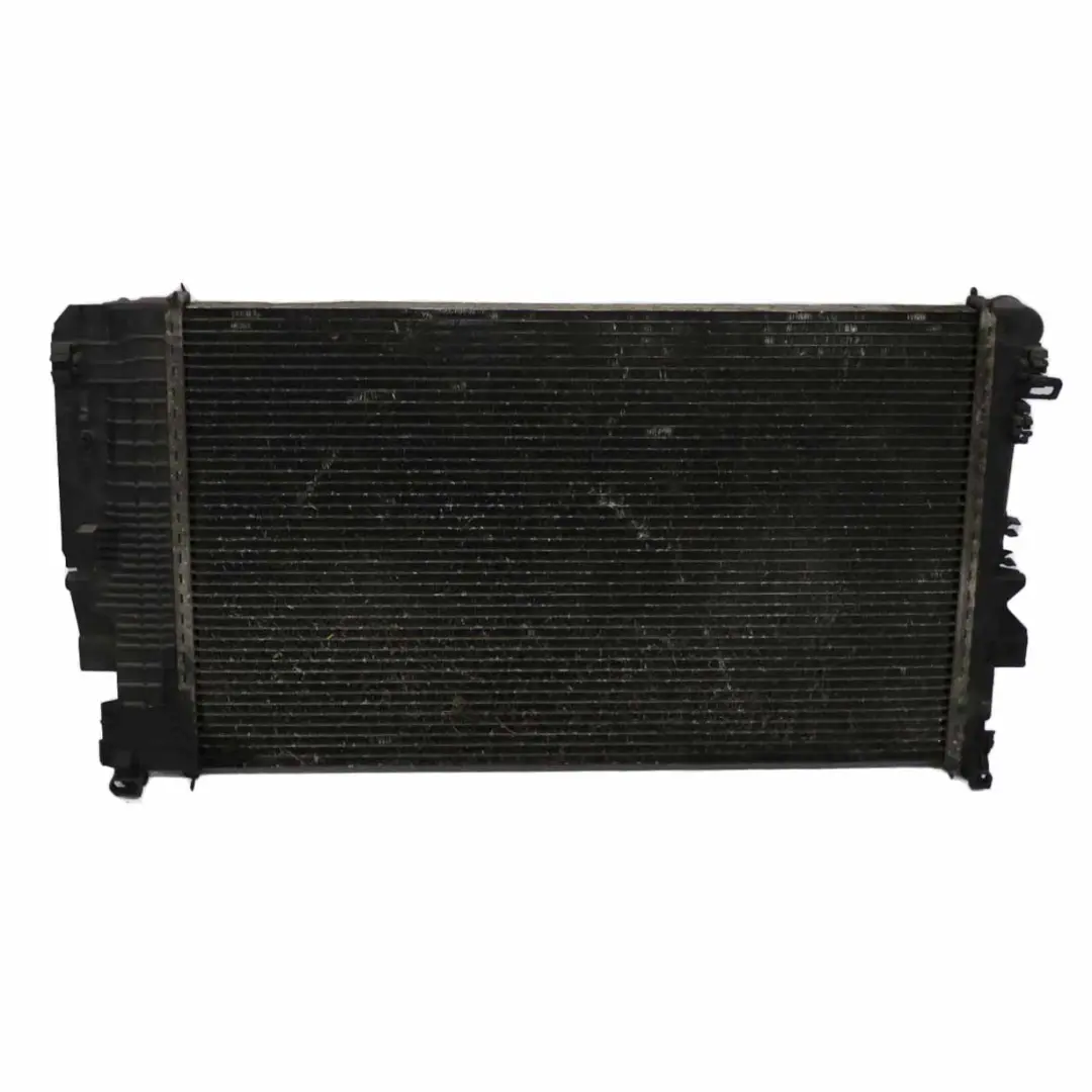 Radiateur de refroidissement d'eau Mercedes Vito Viano W639 - SKU A6395011201 - Numéro de pièce A6395011201