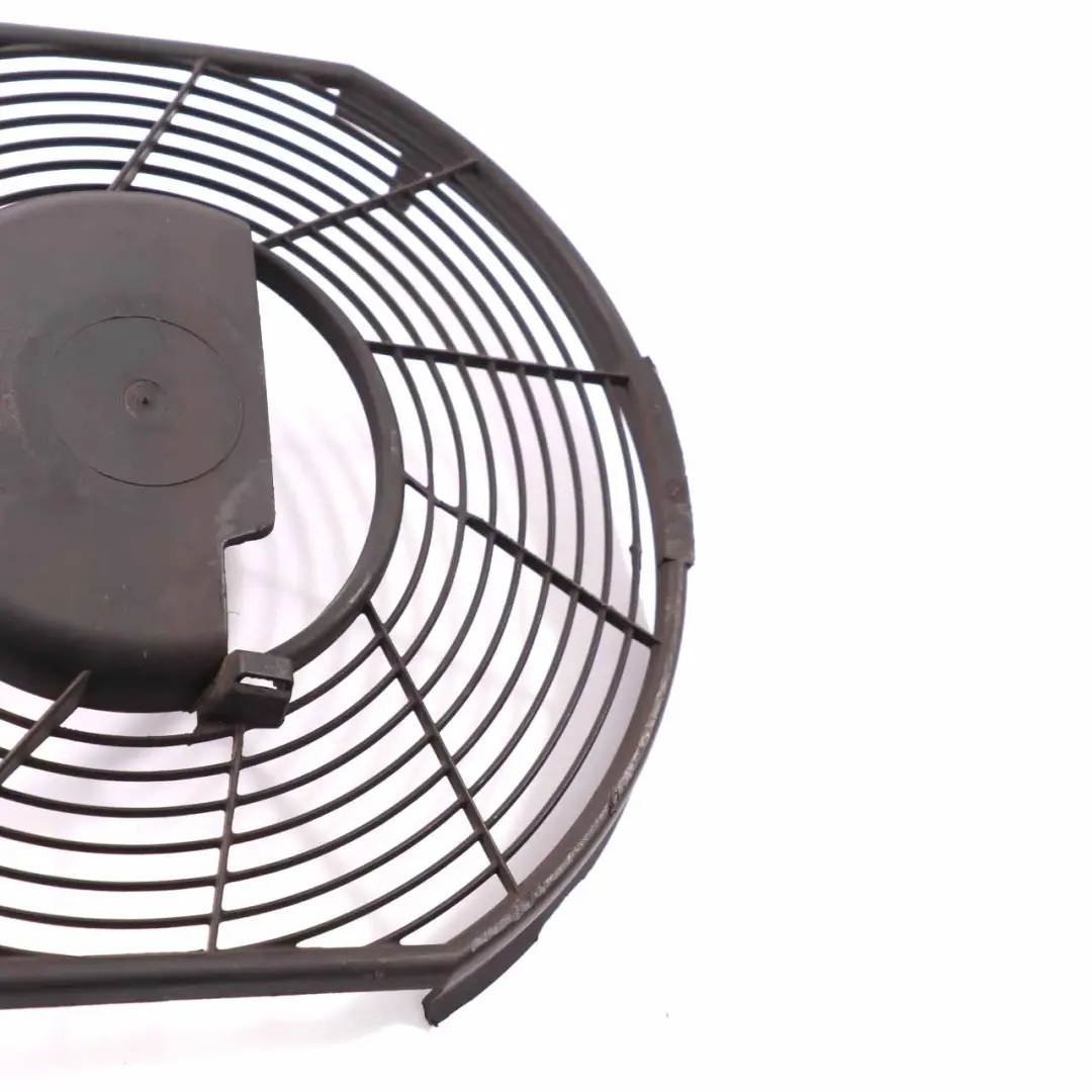 Radiateur Ventilateur Housse protection Boîtier pour Mercedes Vito W639 à propos du numéro de pièce A6395030001 Mercedes Vito W639 Radiateur Ventilateur Housse protection Boîtier - SKU A6395030001 - Numéro de pièce A6395030001