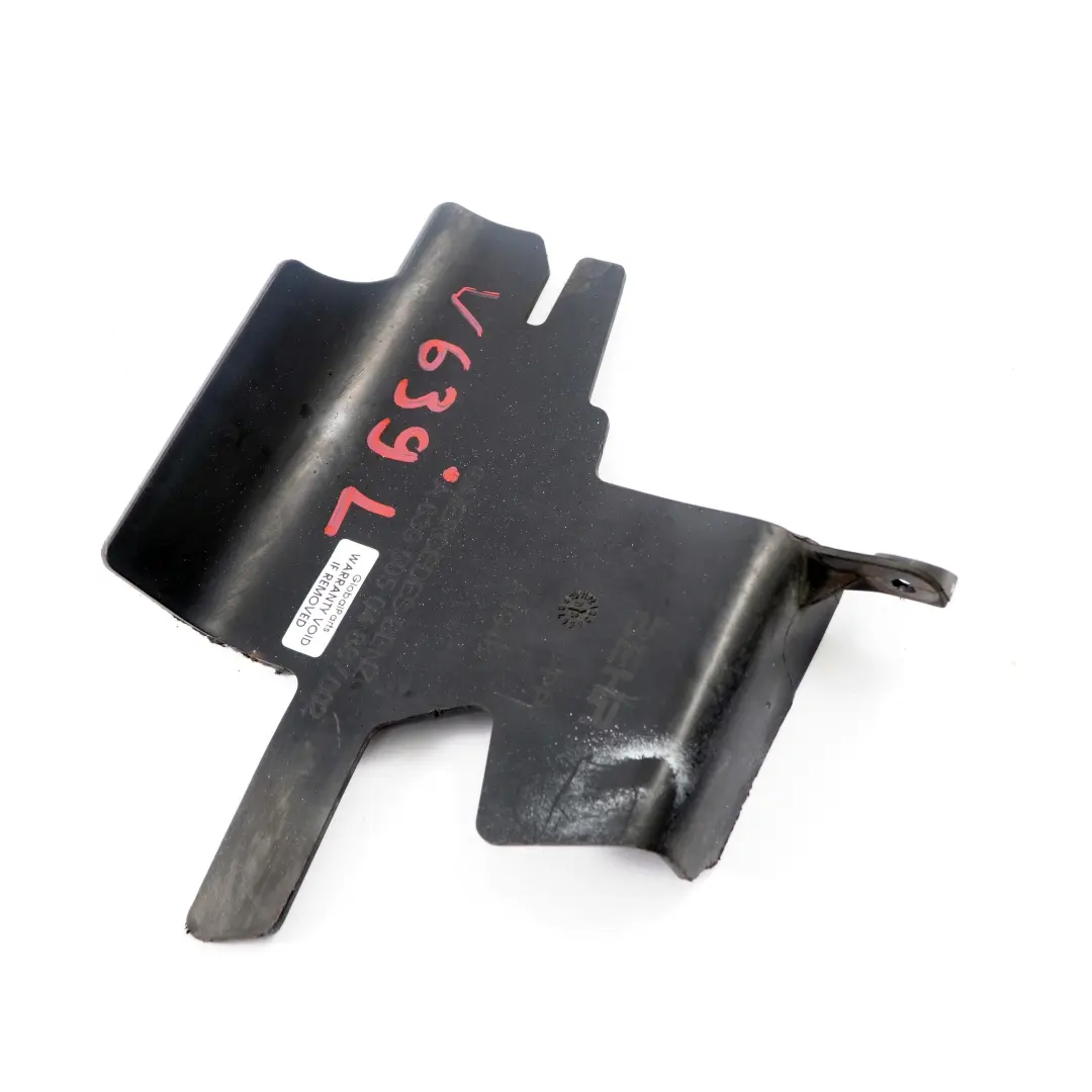 Radiateur avant droit supportant le support de radiateur pour Mercedes Vito W639 à propos du numéro de pièce A6395050488 Mercedes Vito W639 Radiateur avant droit supportant le support de radiateur - SKU A6395050488 - Numéro de pièce A6395050488