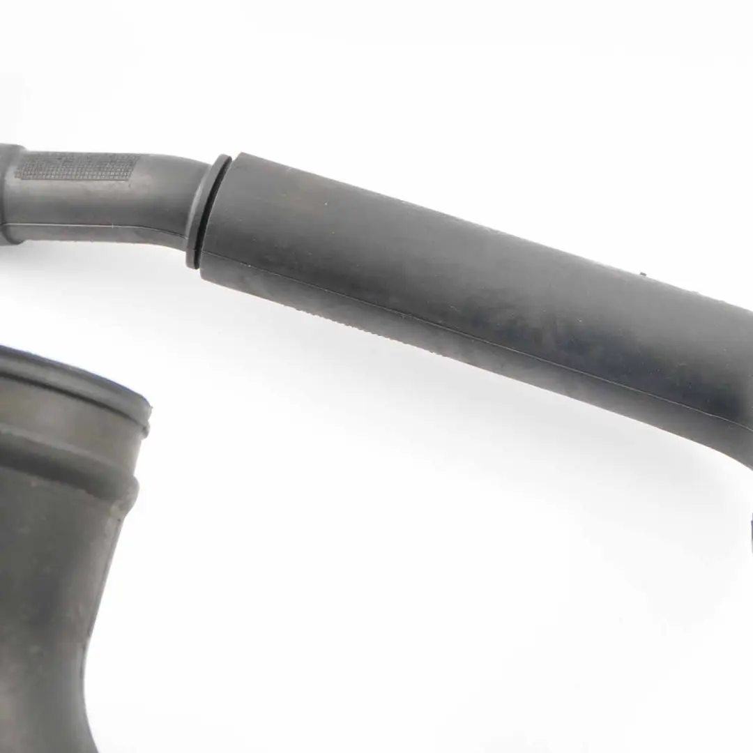 Tuyau D'Admission D'Air pour Mercedes Vito W639 Diesel à propos du numéro de pièce A6395280624 Mercedes Vito W639 Diesel Tuyau D'Admission D'Air - SKU A6395280624 - Numéro de pièce A6395280624