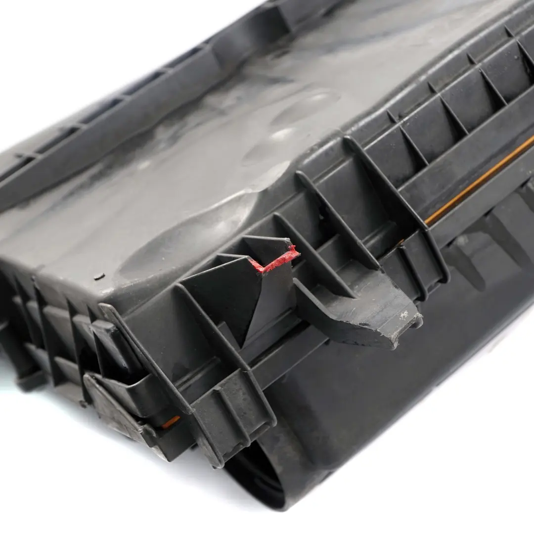  Silenciador De admision Mercedes W639 Tapa del filtro De aire Diesel - SKU A6395281306-2 - Número de pieza A6395281306
