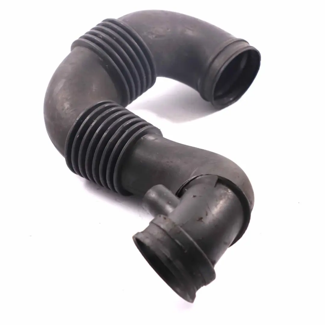 OM642 Tubo flessibile turbocompressore aria per Mercedes Vito W639 con numero di parte A6395282082 Mercedes Vito W639 OM642 Tubo flessibile turbocompressore aria - SKU A6395282082 - Numero di parte A6395282082
