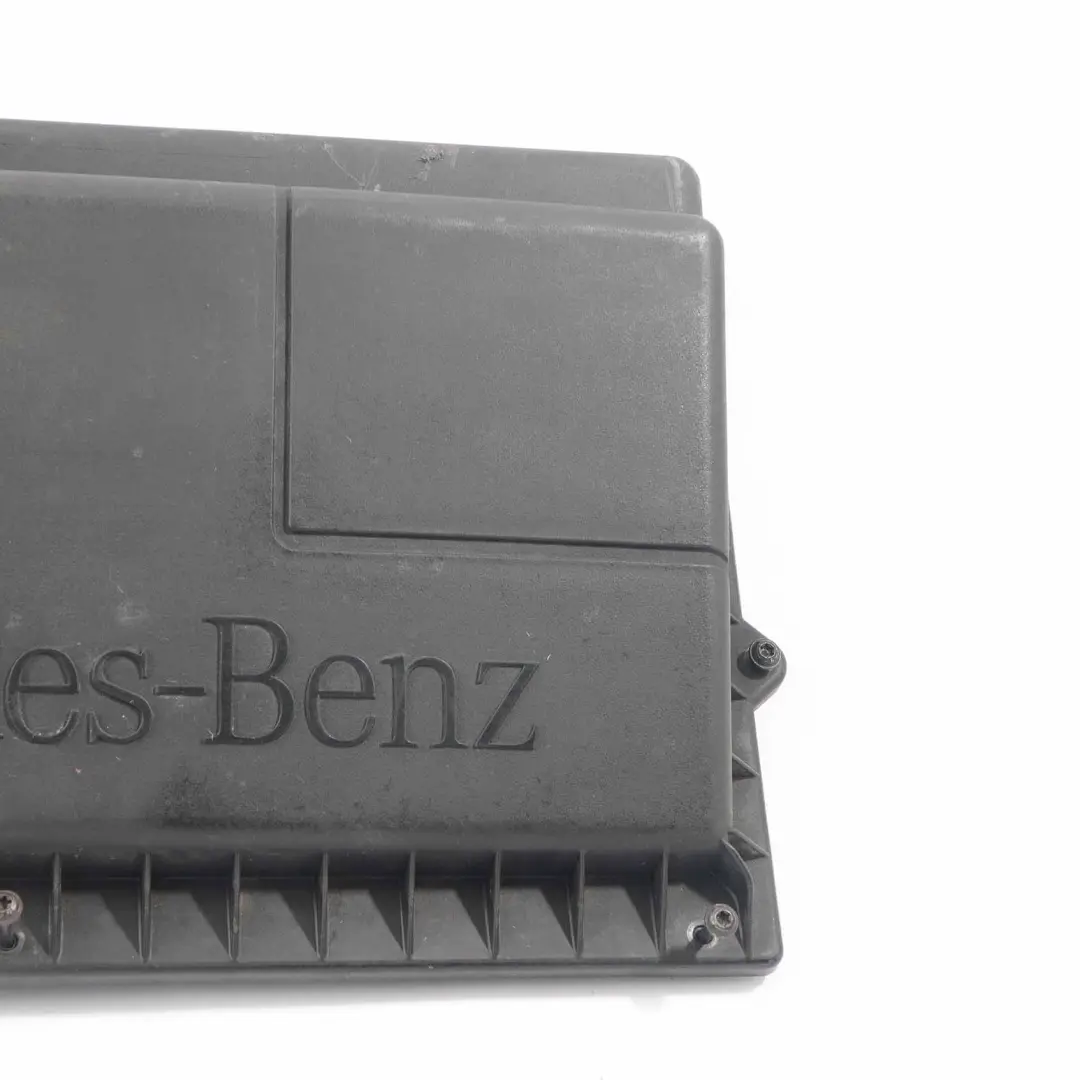 Scatola filtro Alloggiamento silenziatore per Mercedes Vito W639 con numero di parte A6395282506 Mercedes Vito W639 Scatola filtro Alloggiamento silenziatore - SKU A6395282506-1 - Numero di parte A6395282506