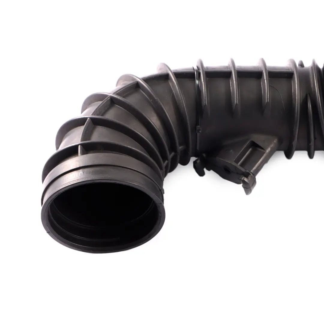 Inlet Intake Hose Pipe Line Diesel to Mercedes Vito Viano W639 Air with Part number A6395282582 Mercedes Vito Viano W639 Air Inlet Intake Hose Pipe Line Diesel - SKU A6395282582-1 - Part number A6395282582