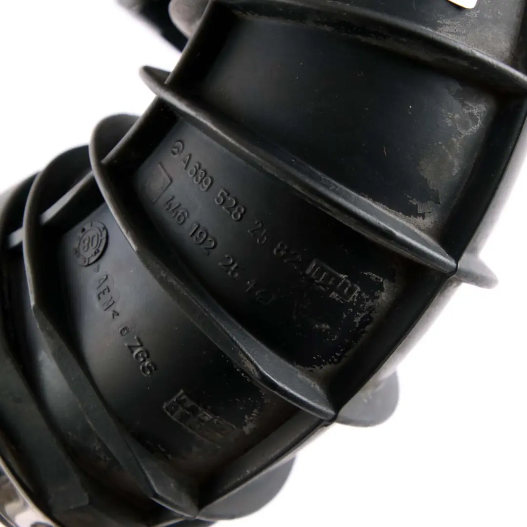 Lufteinlass Ansaugschlauch Rohrleitung für Mercedes Vito Viano W639 mit Teilenummer A6395282582 Mercedes Vito Viano W639 Lufteinlass Ansaugschlauch Rohrleitung - SKU A6395282582 - Teilenummer A6395282582