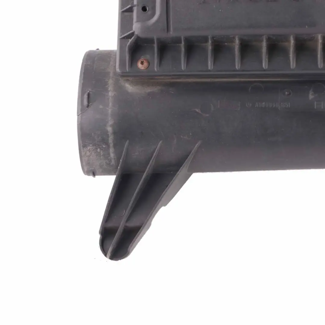 Mercedes Vito W639 Air Filter Housing Cover Diesel - SKU A6395283106-1 - Part number A6395283106