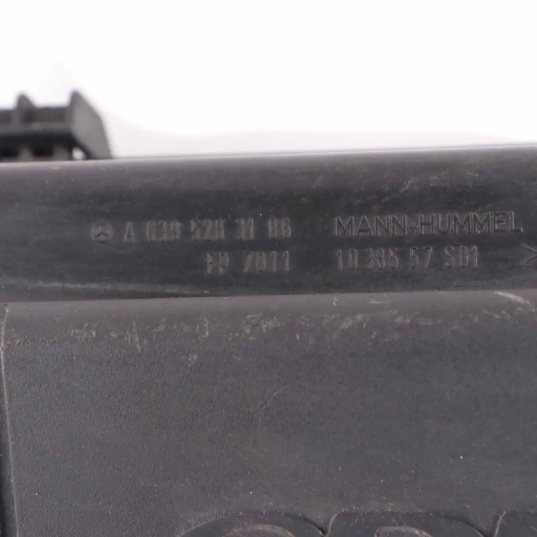 Mercedes Vito W639 Couvercle De Filtre À Air Diesel - SKU A6395283106-1 - Numéro de pièce A6395283106