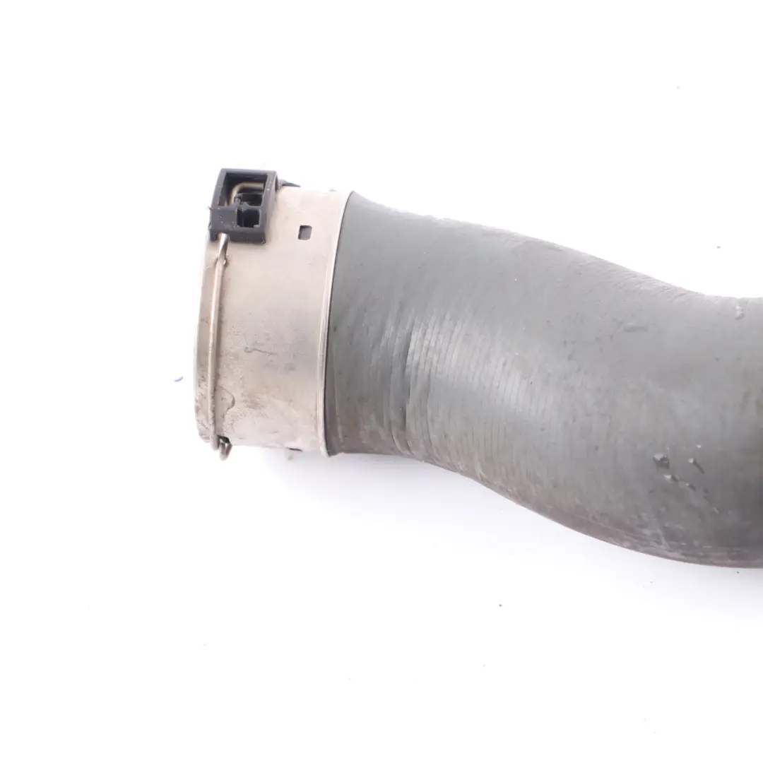 Tubo Intercooler Mercedes Vito W639 OM651 Raffreddamento Aria Carica per con numero di parte A6395283782 Tubo Intercooler Mercedes Vito W639 OM651 Raffreddamento Aria Carica - SKU A6395283782 - Numero di parte A6395283782