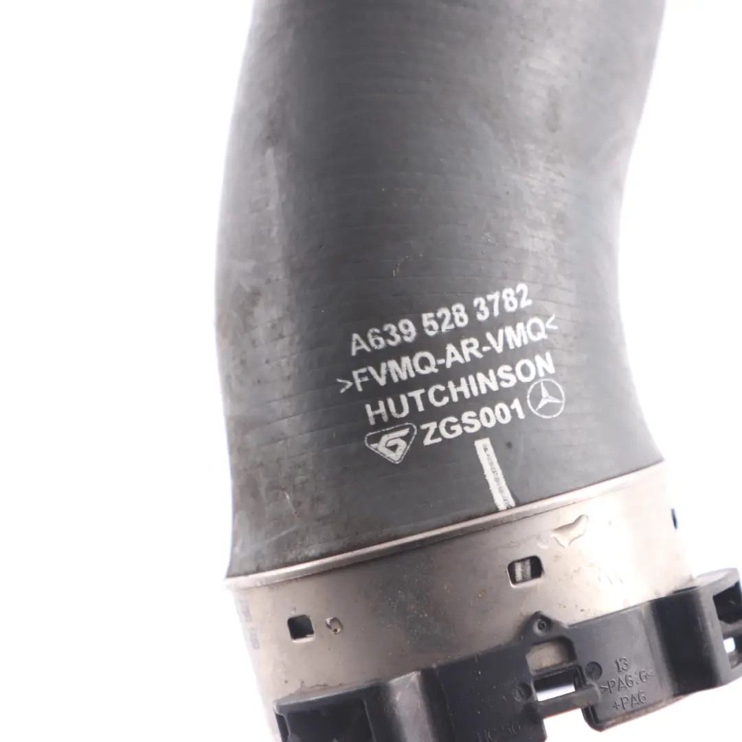 OM651 Durite D'Échangeur D'Air De Suralimentation pour Mercedes Vito W639 à propos du numéro de pièce A6395283782 Mercedes Vito W639 OM651 Durite D'Échangeur D'Air De Suralimentation - SKU A6395283782 - Numéro de pièce A6395283782