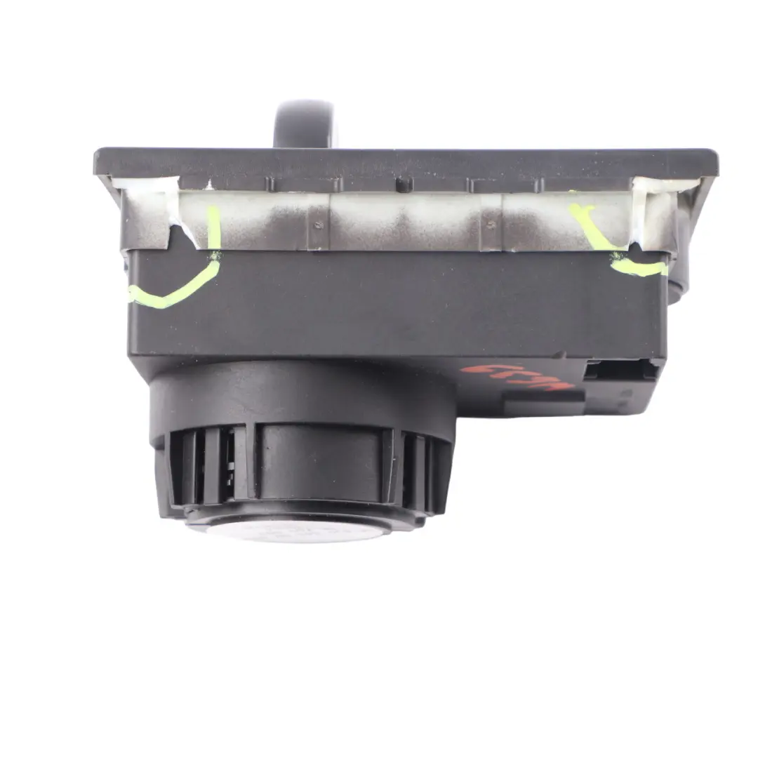 Mercedes Vito Viano W639 Unidad de Interruptor de Faros Botón Pomo - SKU A6395450204-1 - Número de pieza A6395450204